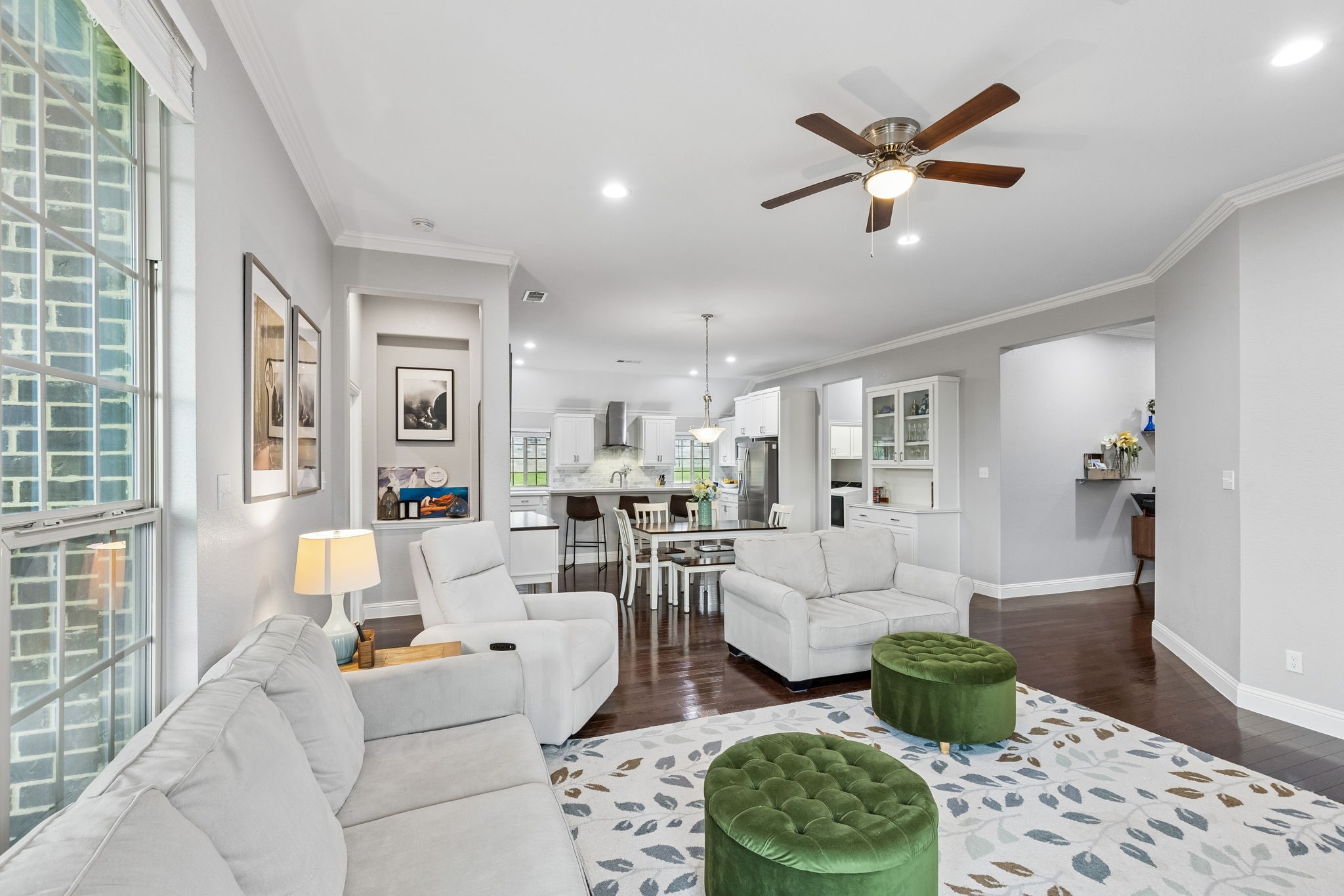6427 Lake Bluff Drive Dallas TX 75249