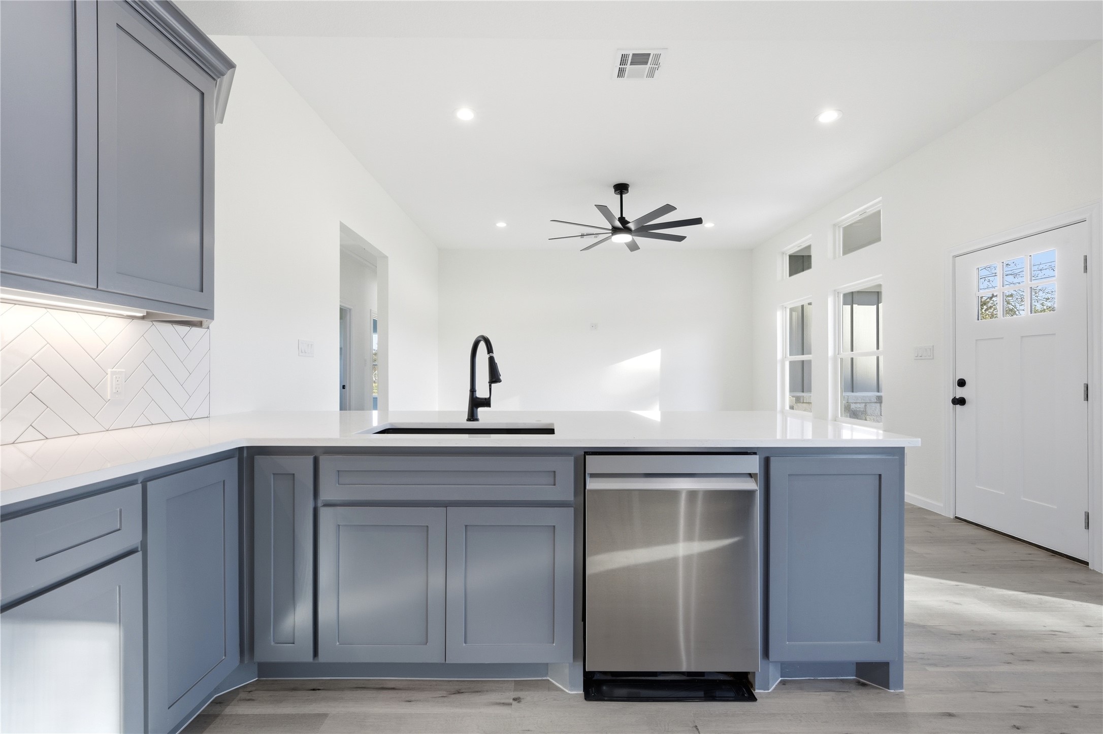 412 E Hunt Street Bremond TX 76629