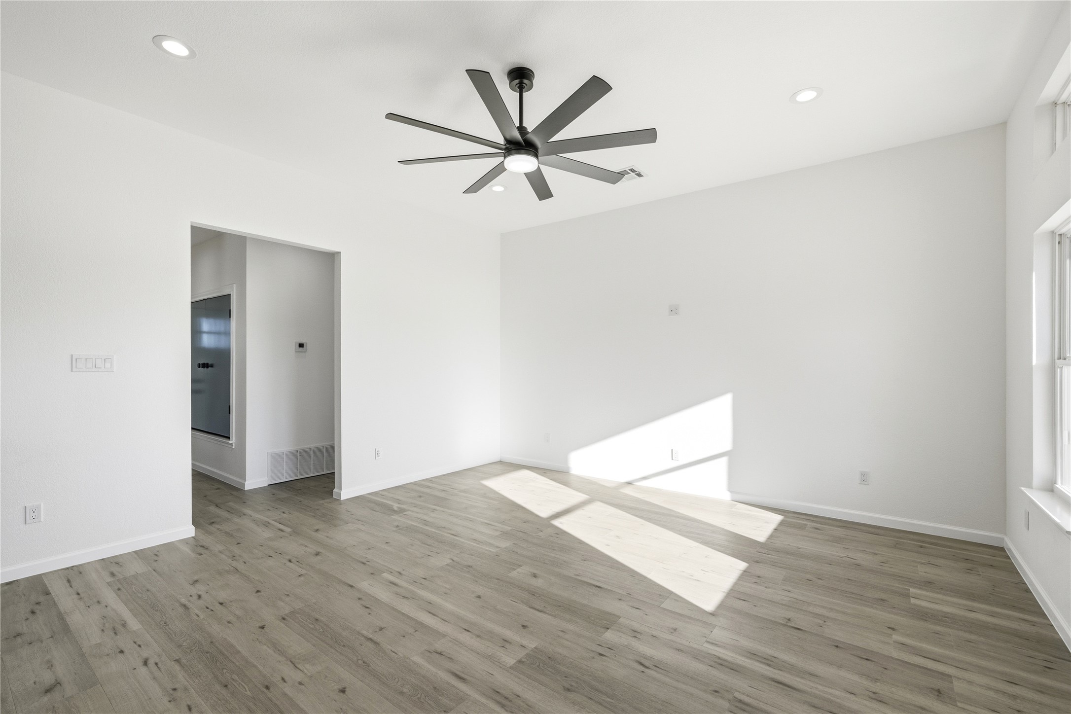 412 E Hunt Street Bremond TX 76629