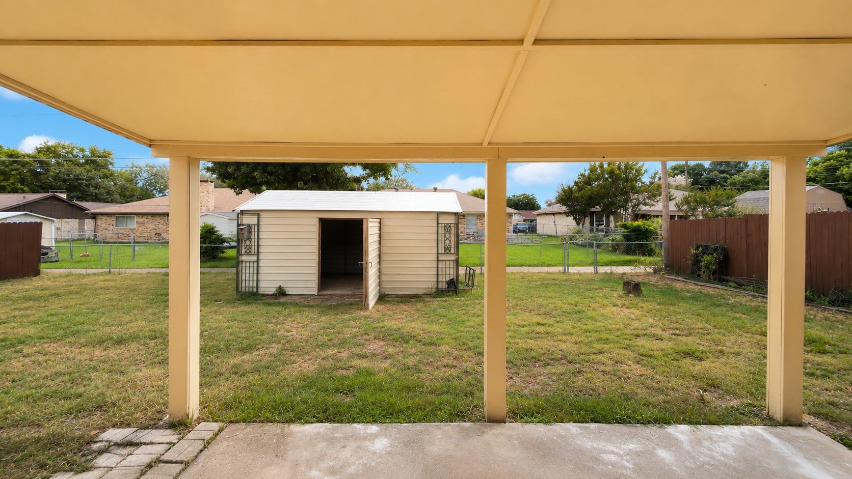 1305 Wisteria Way Mesquite TX 75149