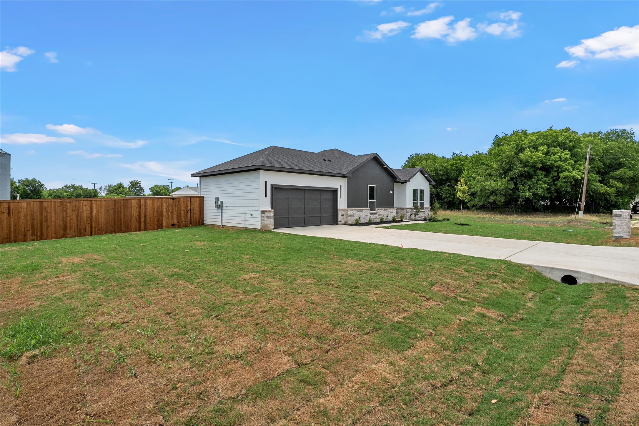 430 S Church Street Hillsboro TX 76645