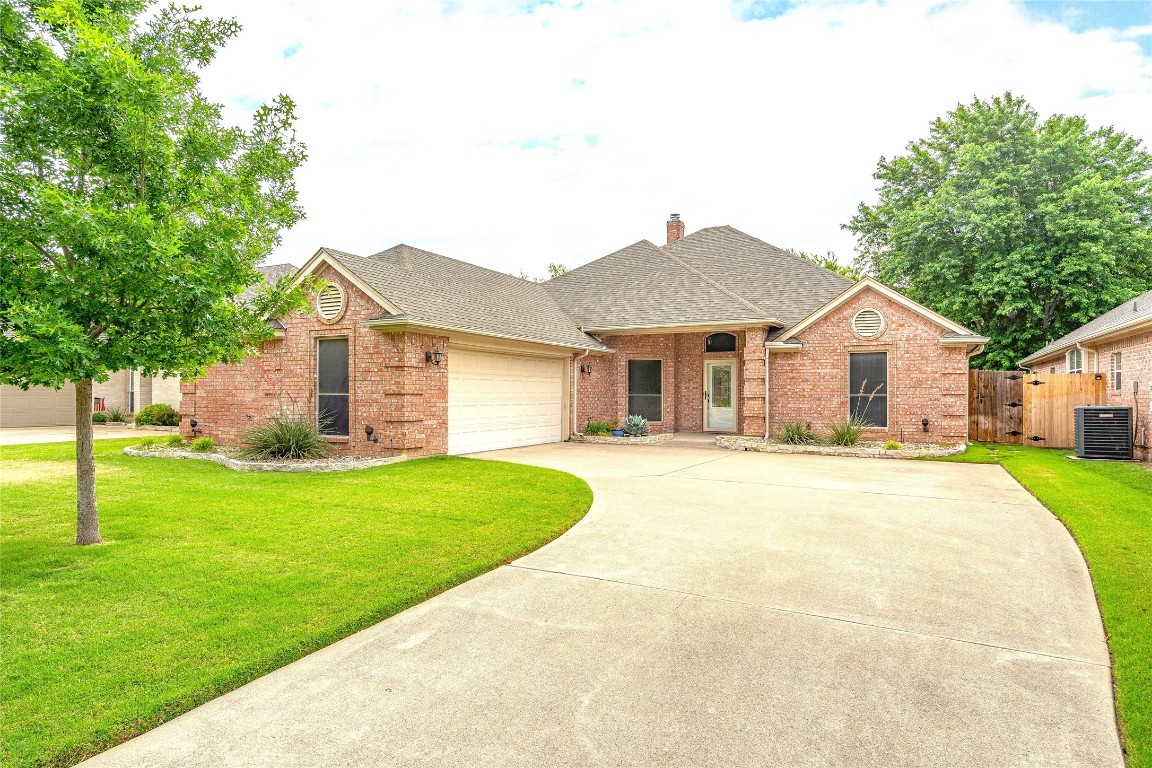 5560 Greenview Court North Richland Hills TX 76148