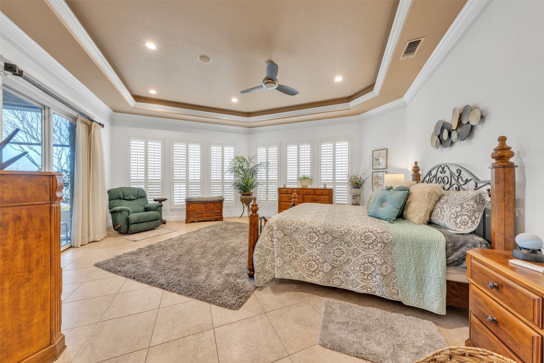 2400 Vineyard Drive Granbury TX 76048