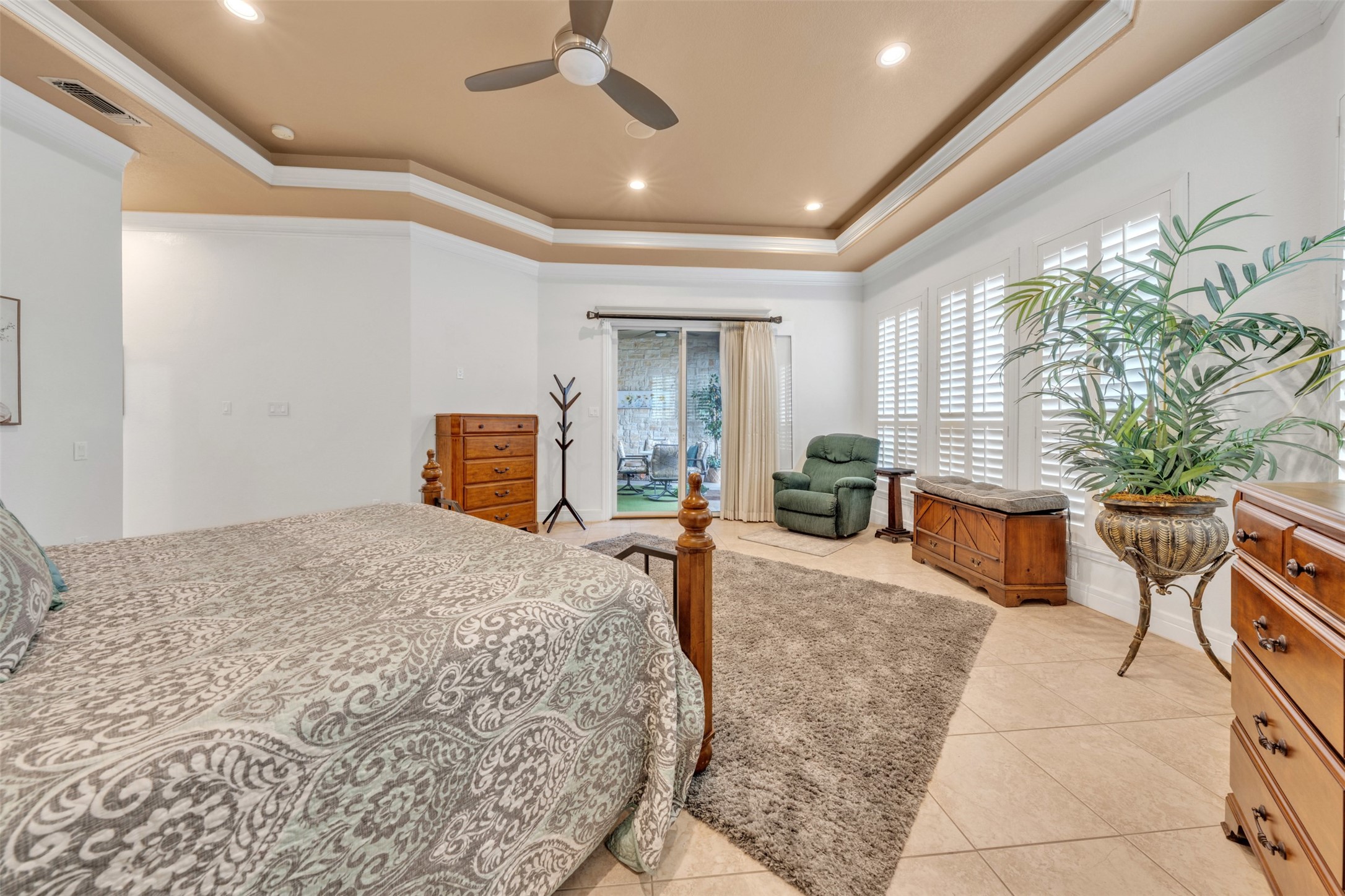 2400 Vineyard Drive Granbury TX 76048