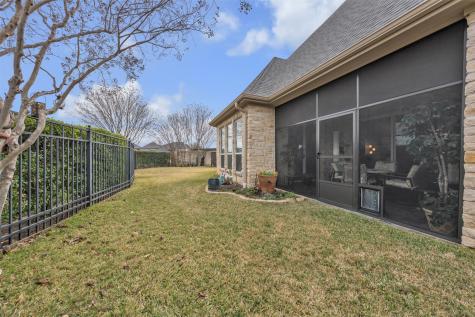 2400 Vineyard Drive Granbury TX 76048