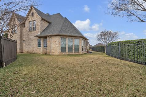 2400 Vineyard Drive Granbury TX 76048