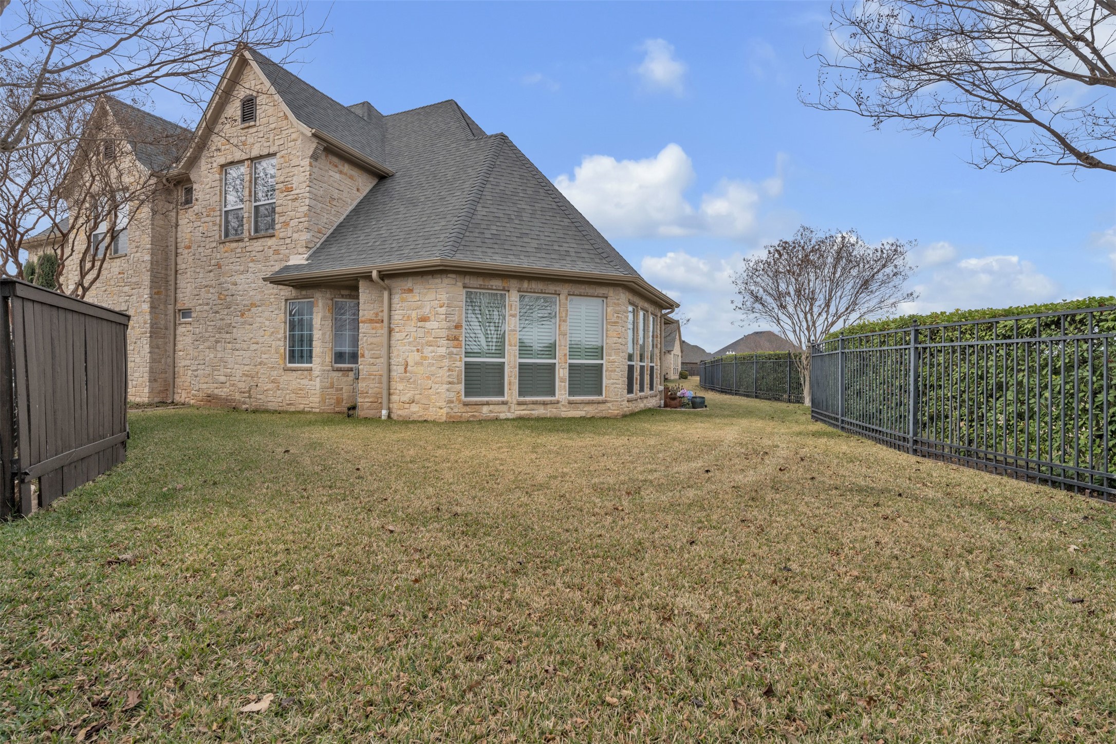 2400 Vineyard Drive Granbury TX 76048