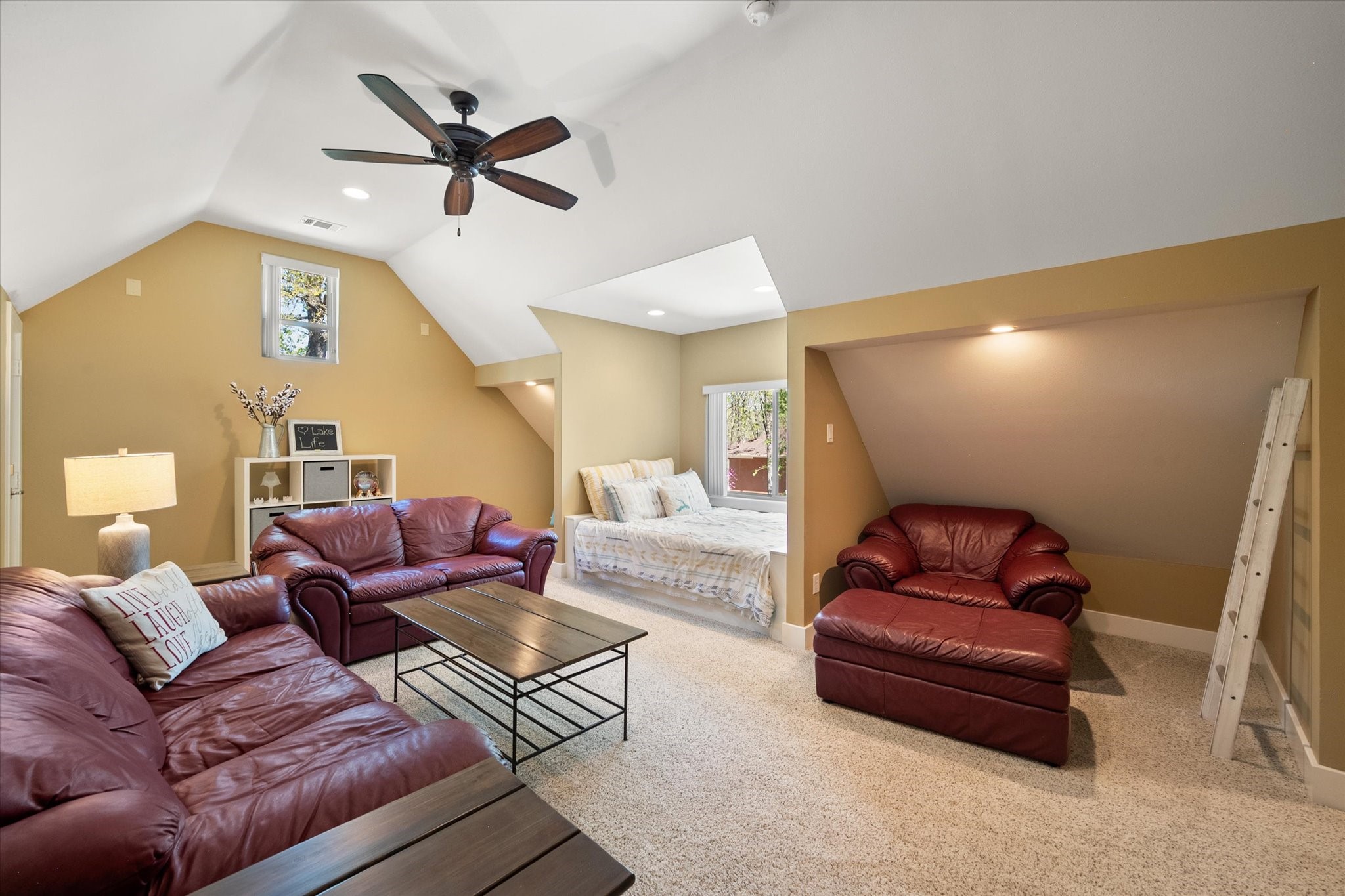 892 Waters Edge Drive Corsicana TX 75109