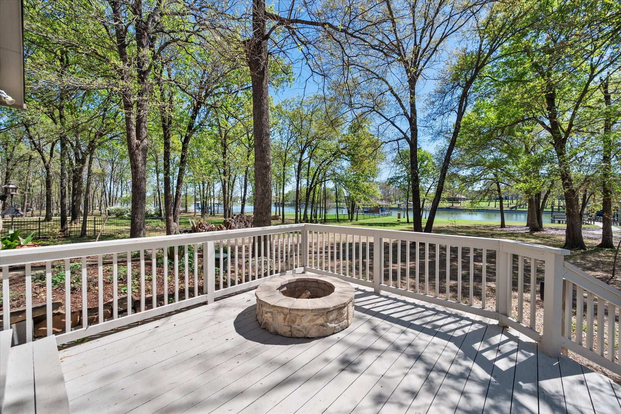 892 Waters Edge Drive Corsicana TX 75109