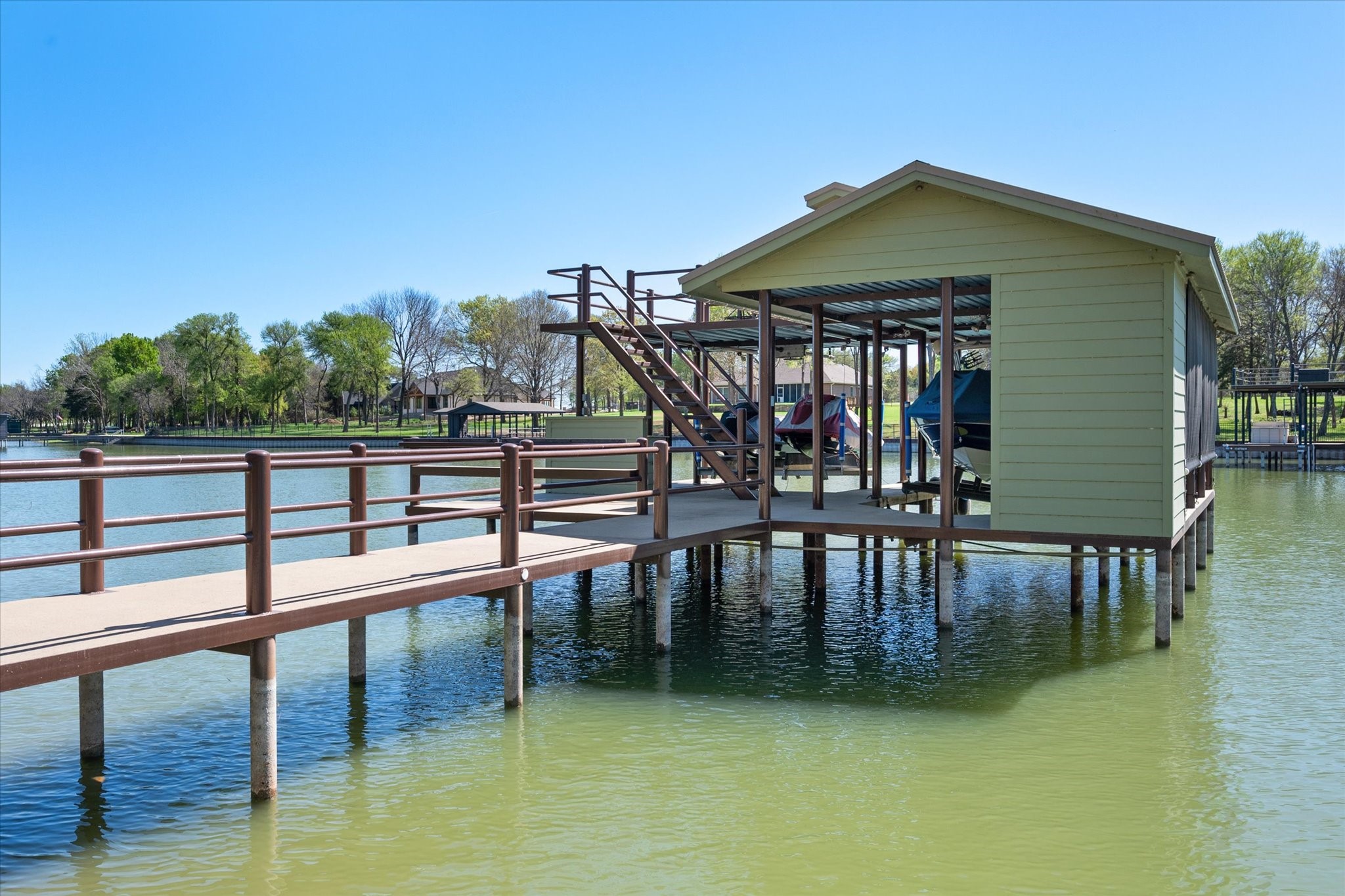 892 Waters Edge Drive Corsicana TX 75109