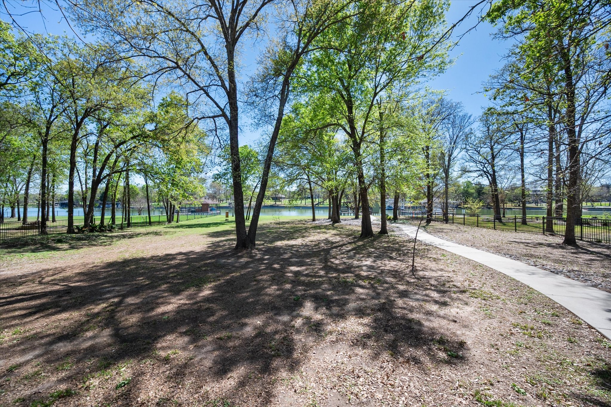 892 Waters Edge Drive Corsicana TX 75109
