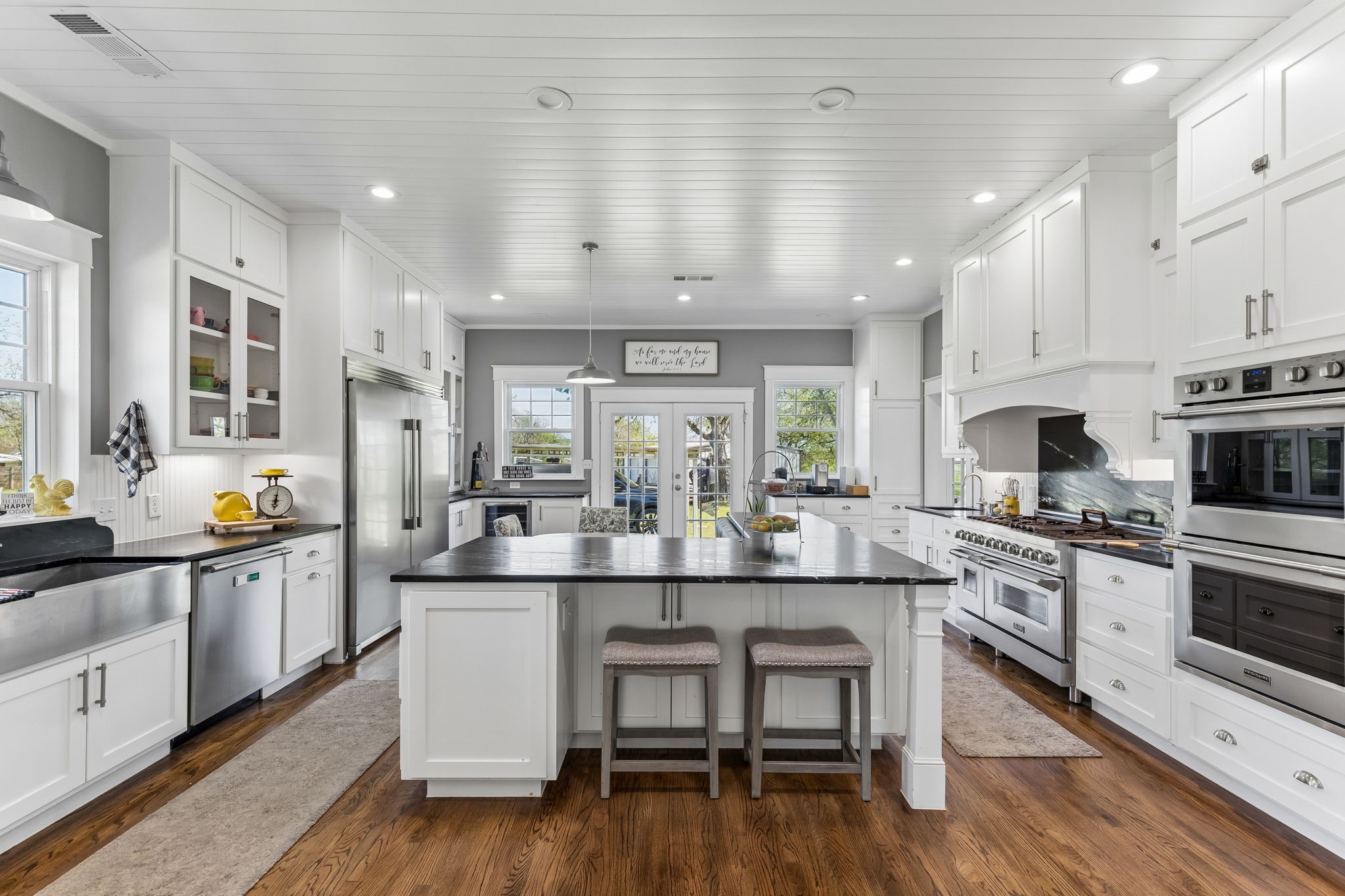 110 S Walnut Roanoke TX 76262