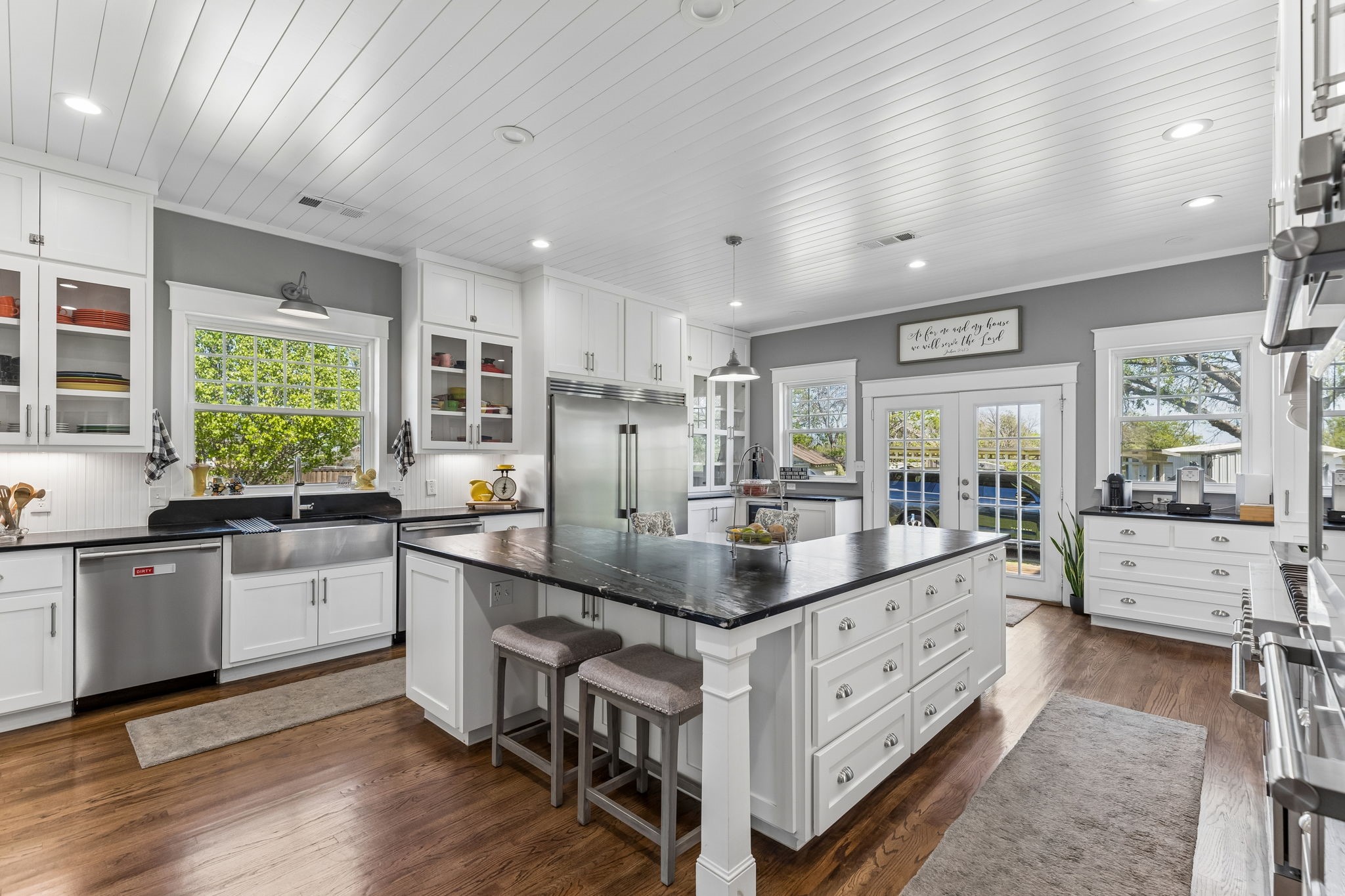 110 S Walnut Roanoke TX 76262