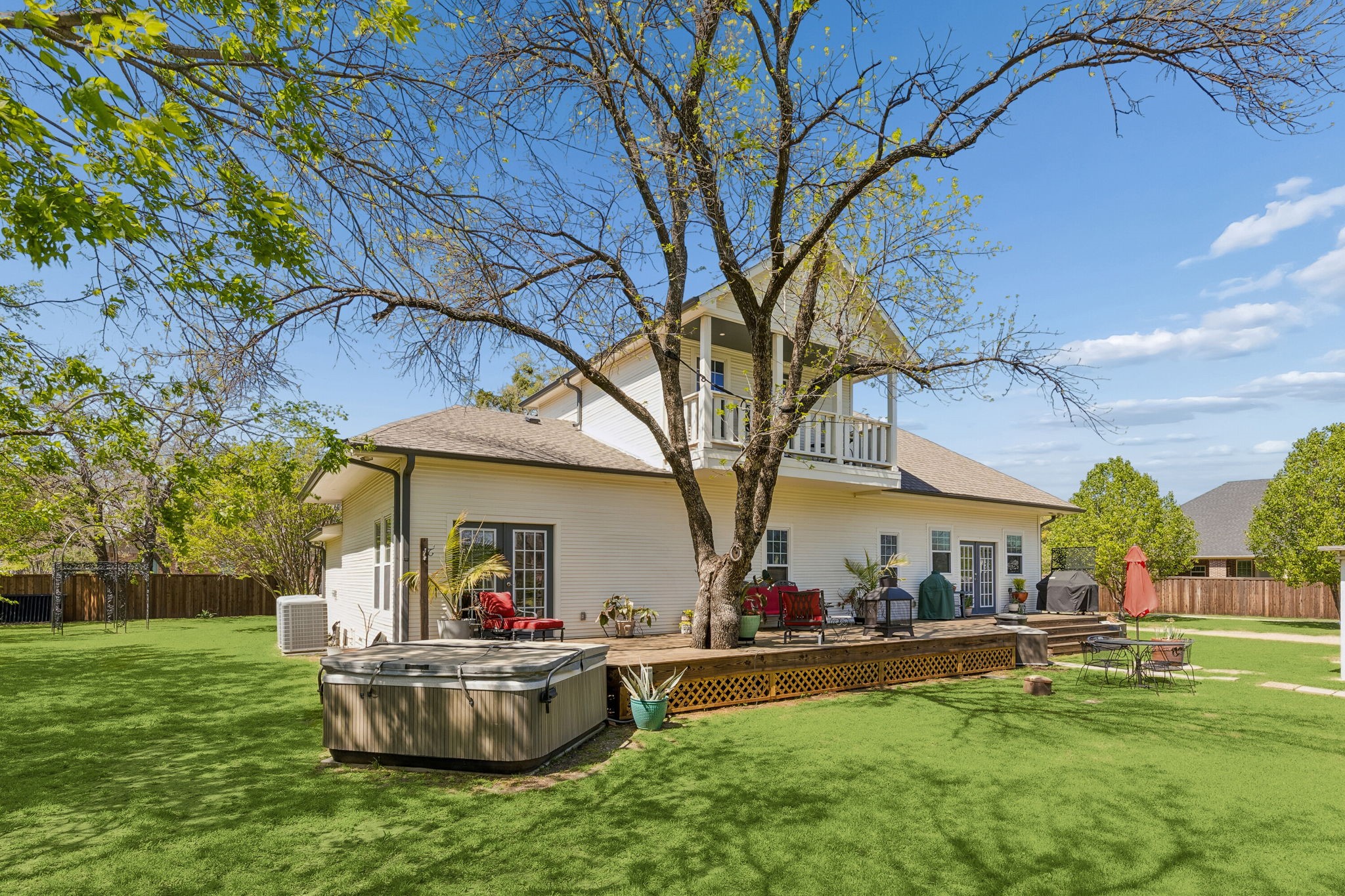 110 S Walnut Roanoke TX 76262