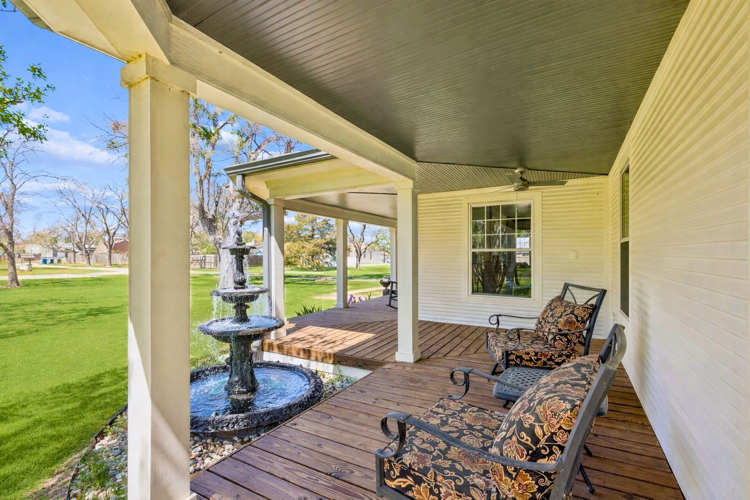 110 S Walnut Roanoke TX 76262