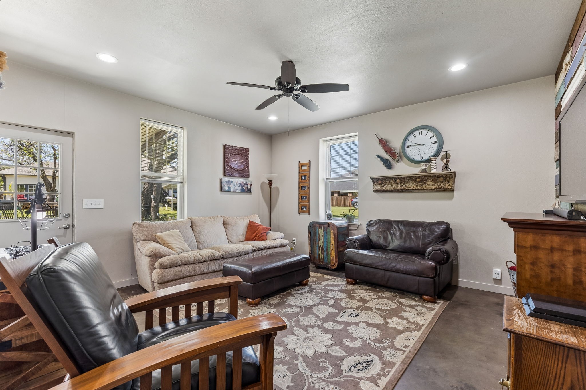 110 S Walnut Roanoke TX 76262