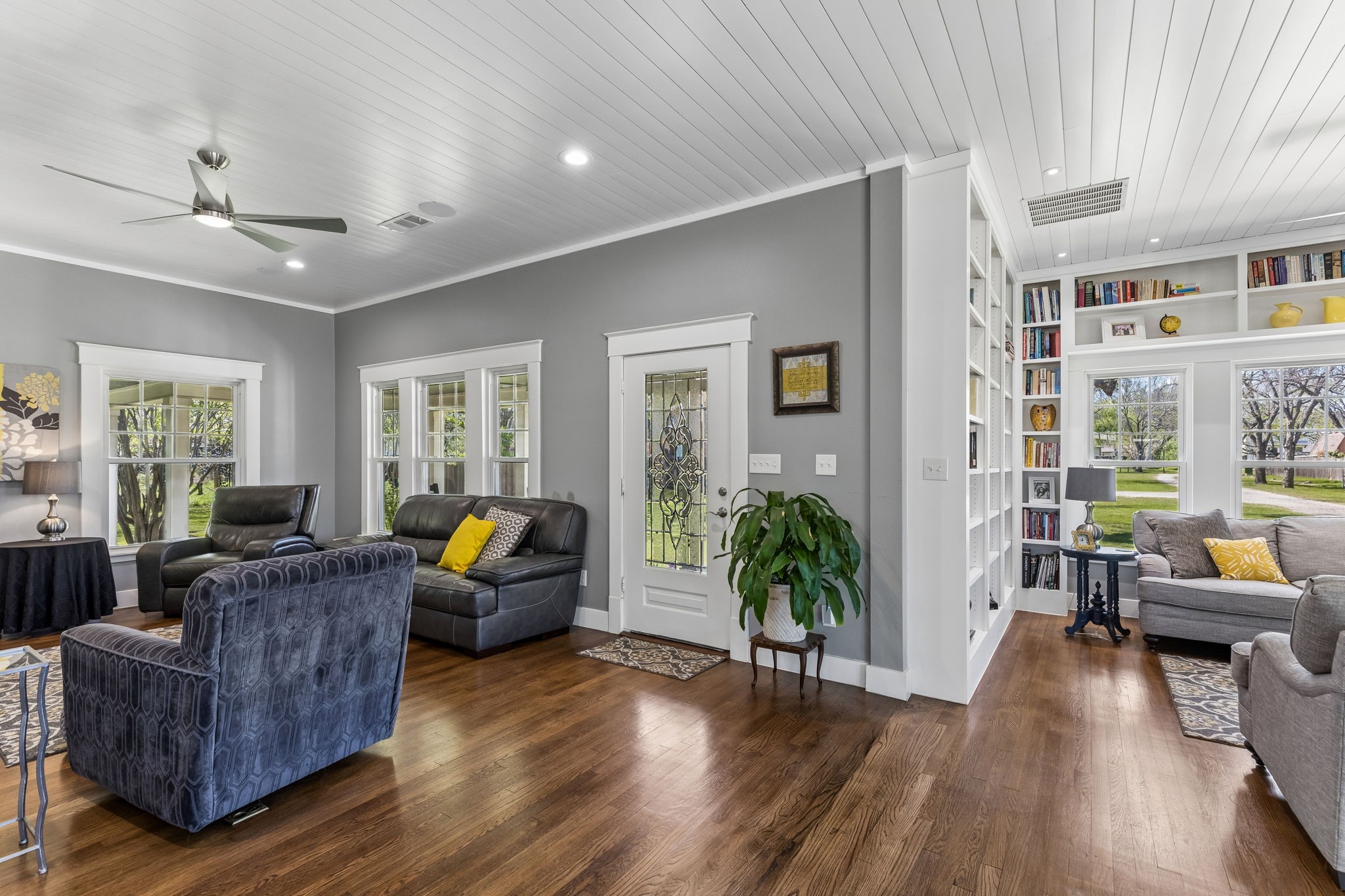110 S Walnut Roanoke TX 76262