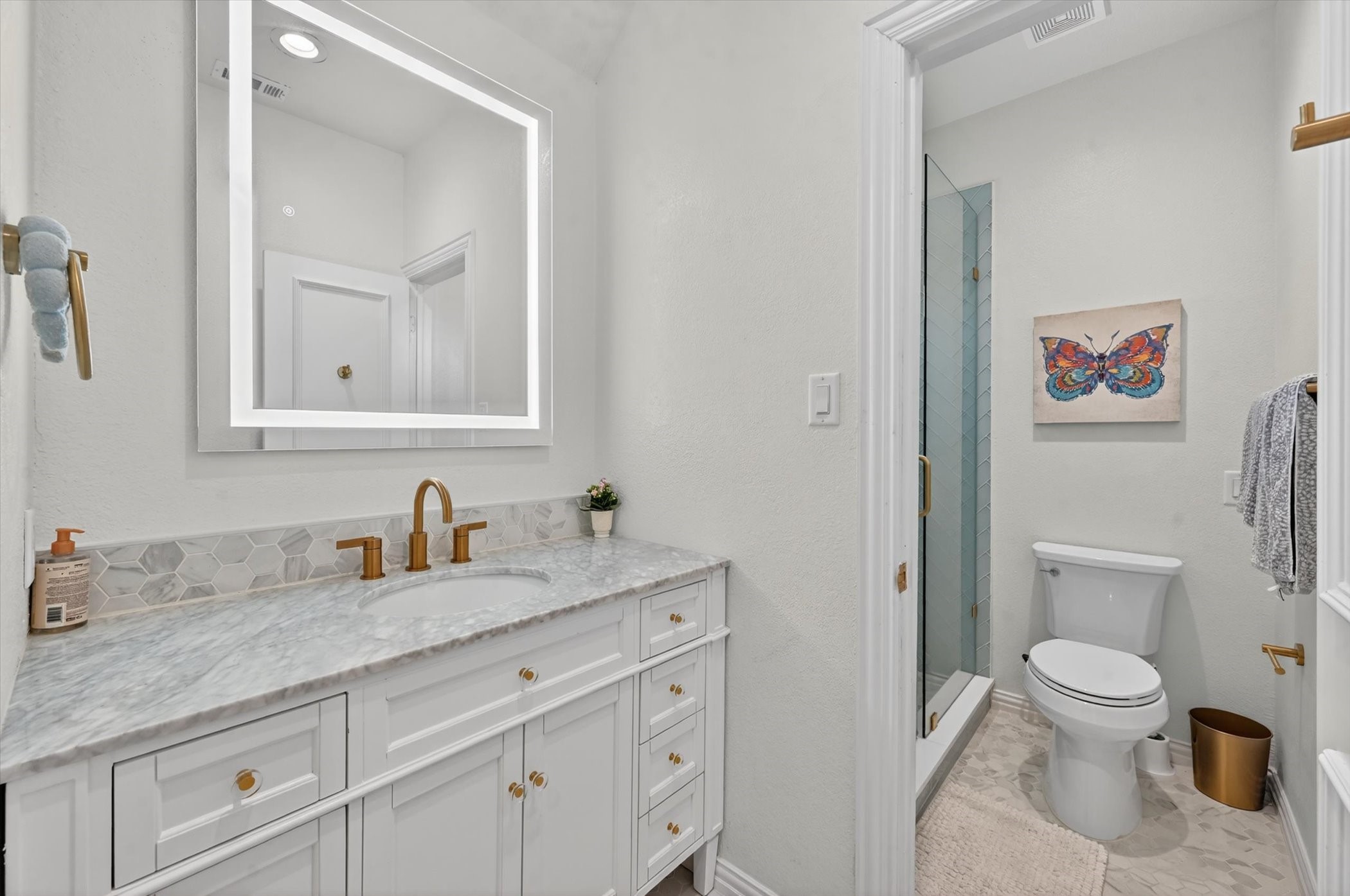 5132 Quail Lake Drive Dallas TX 75287