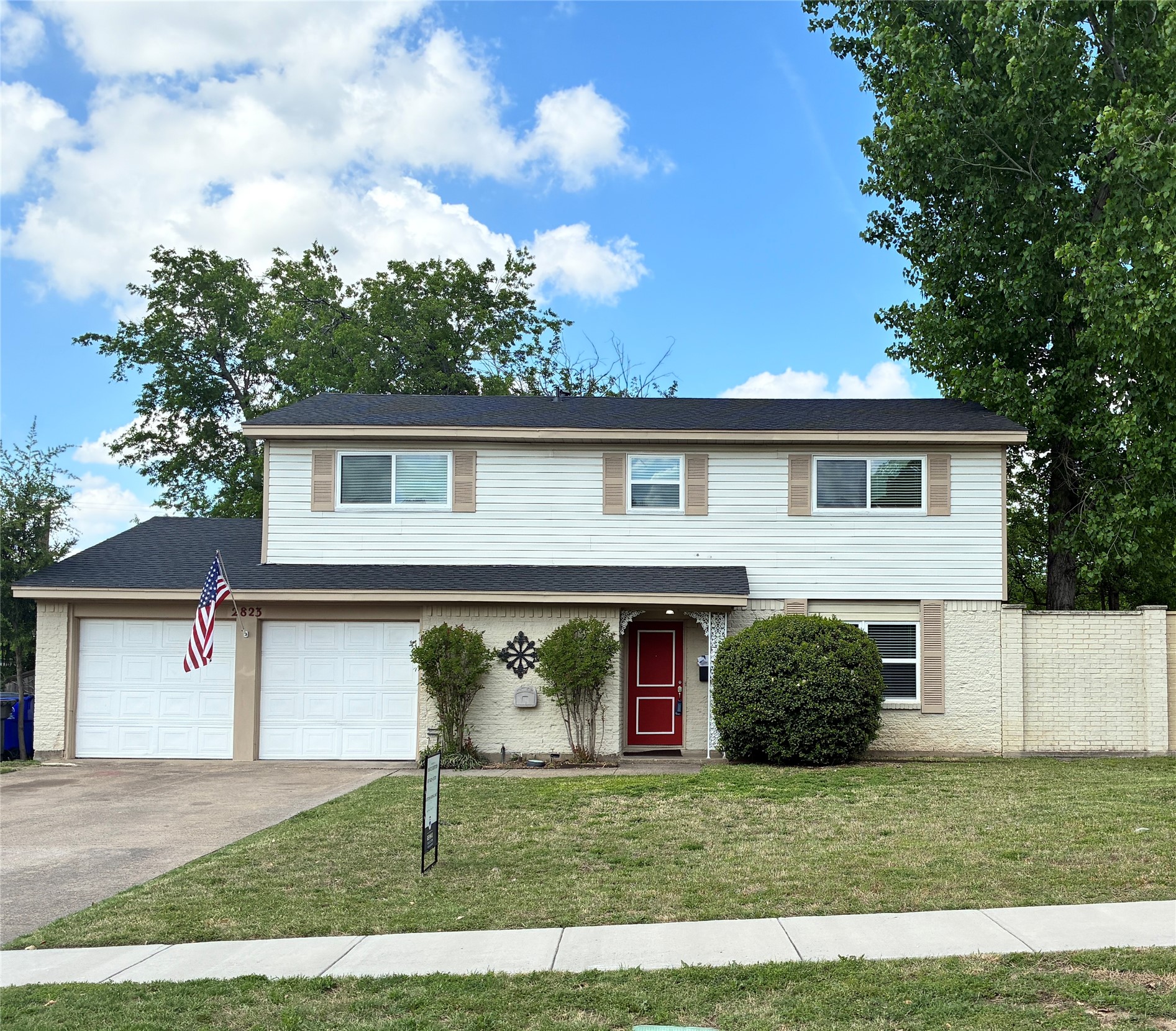2823 Ermine Way Farmers Branch TX 75234