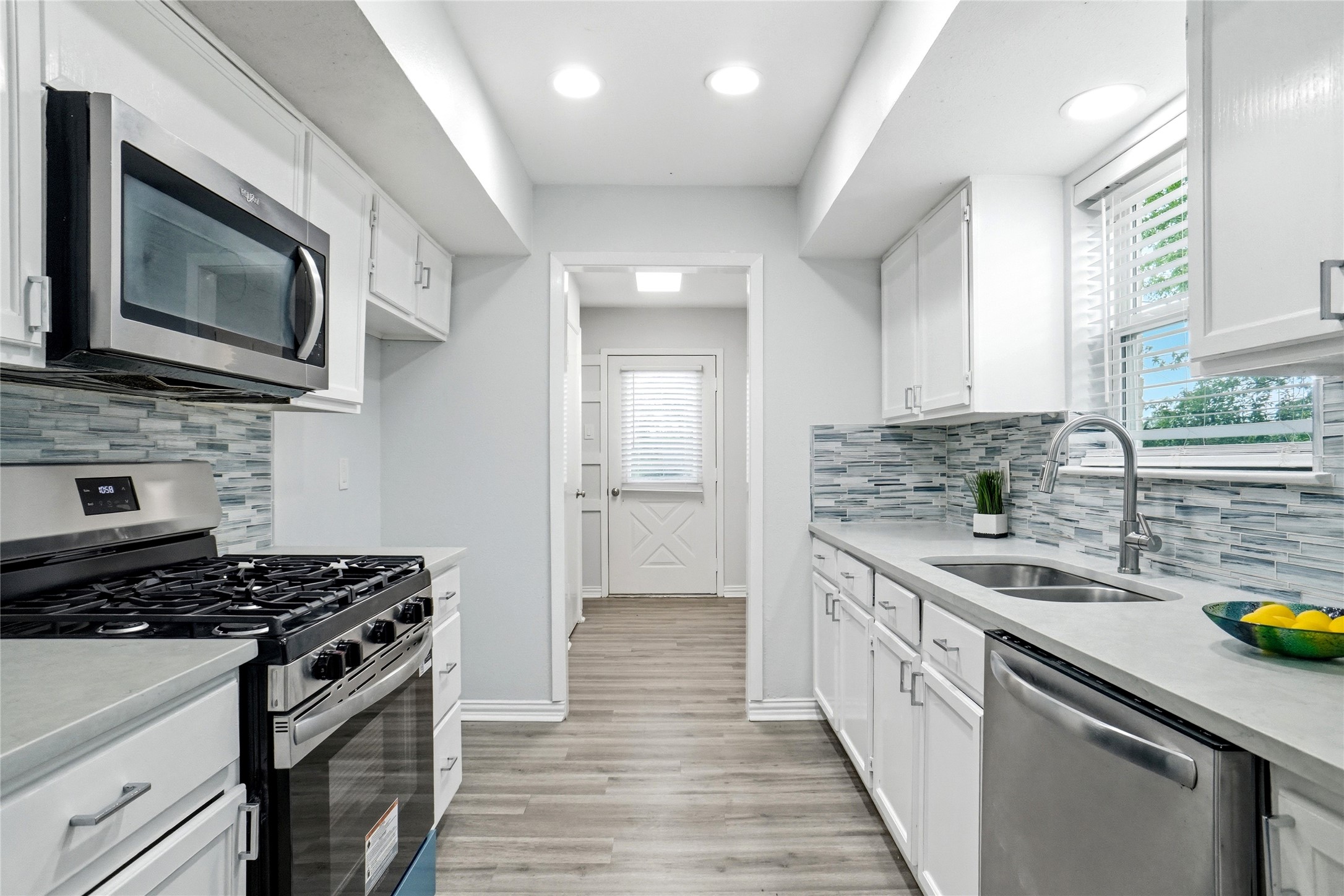 2823 Ermine Way Farmers Branch TX 75234