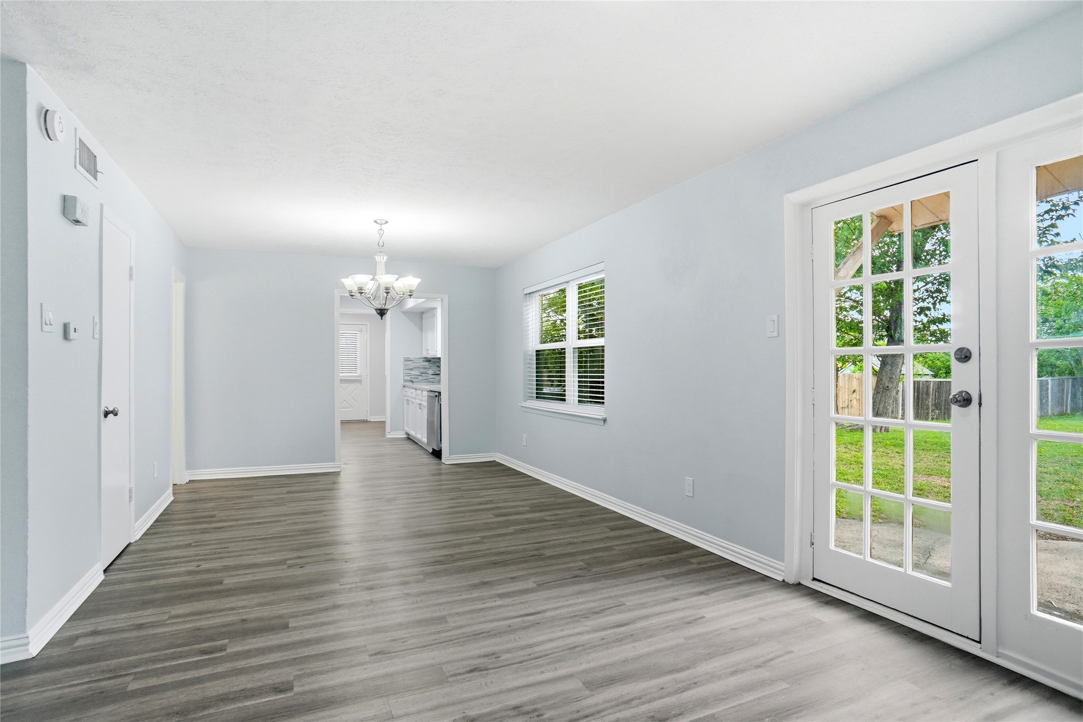 2823 Ermine Way Farmers Branch TX 75234