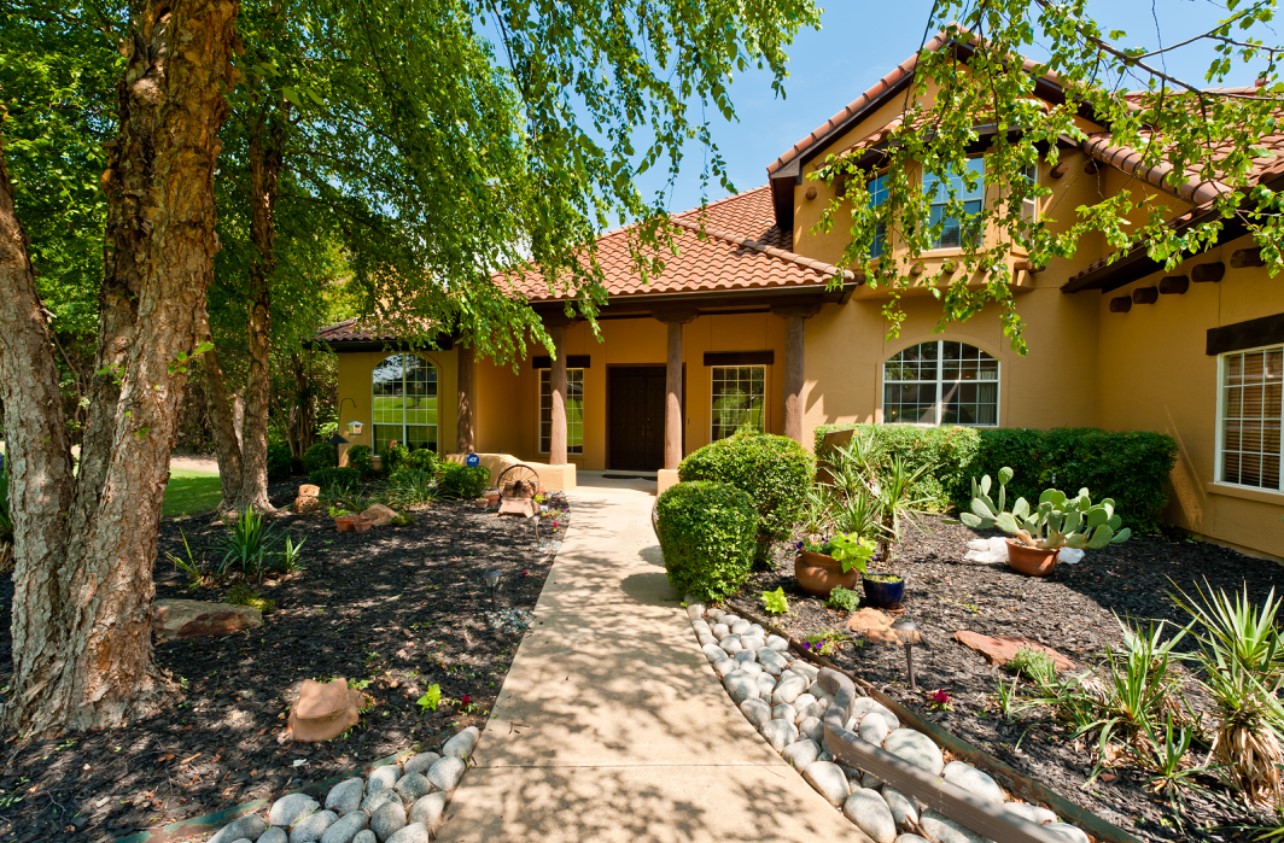 2021 Breaker Lane Flower Mound TX 75022