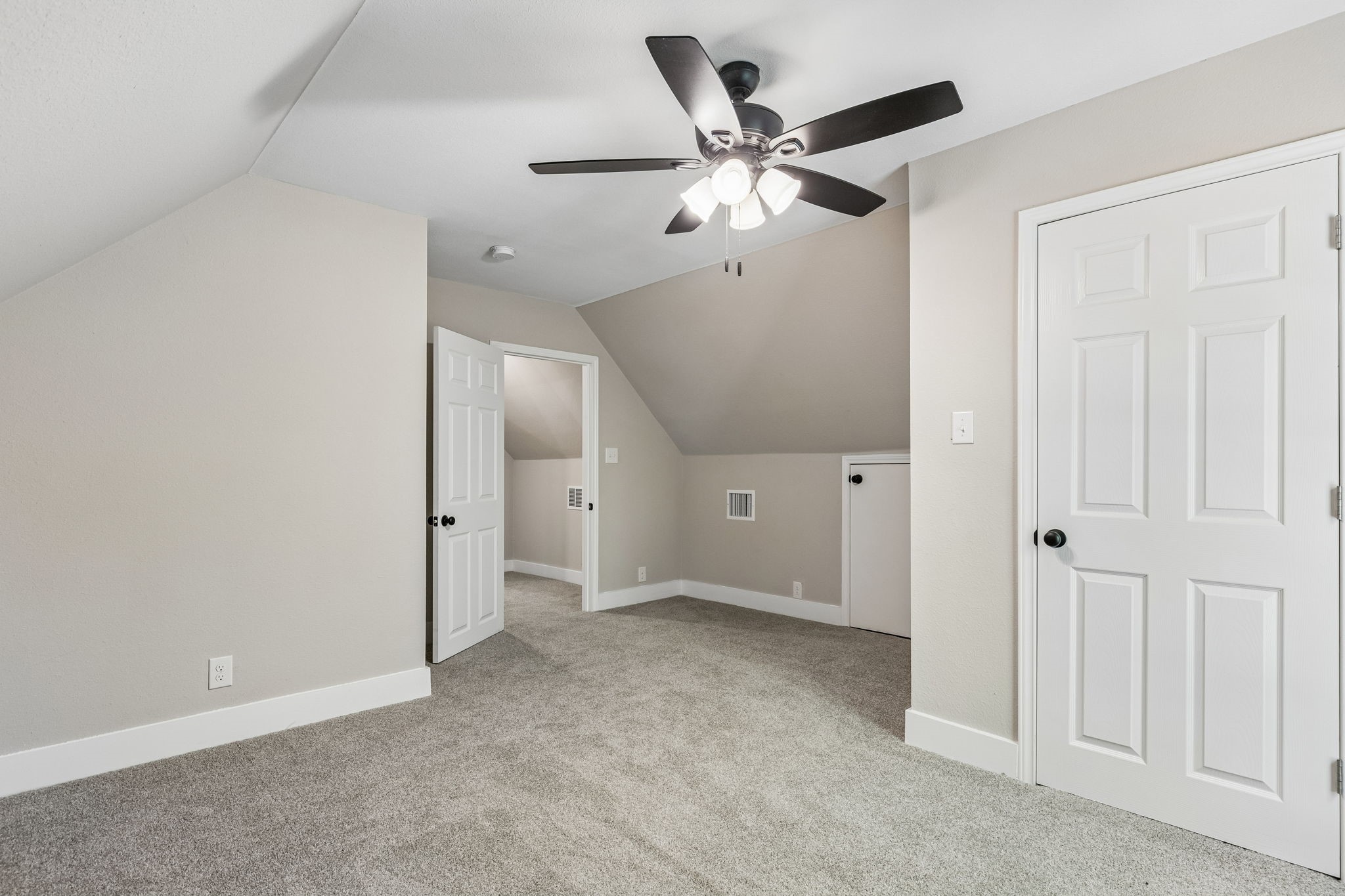104 W 2nd Street Waxahachie TX 75165
