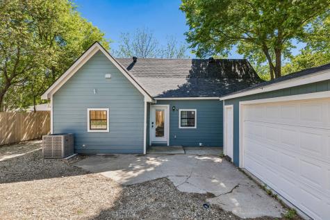 104 W 2nd Street Waxahachie TX 75165
