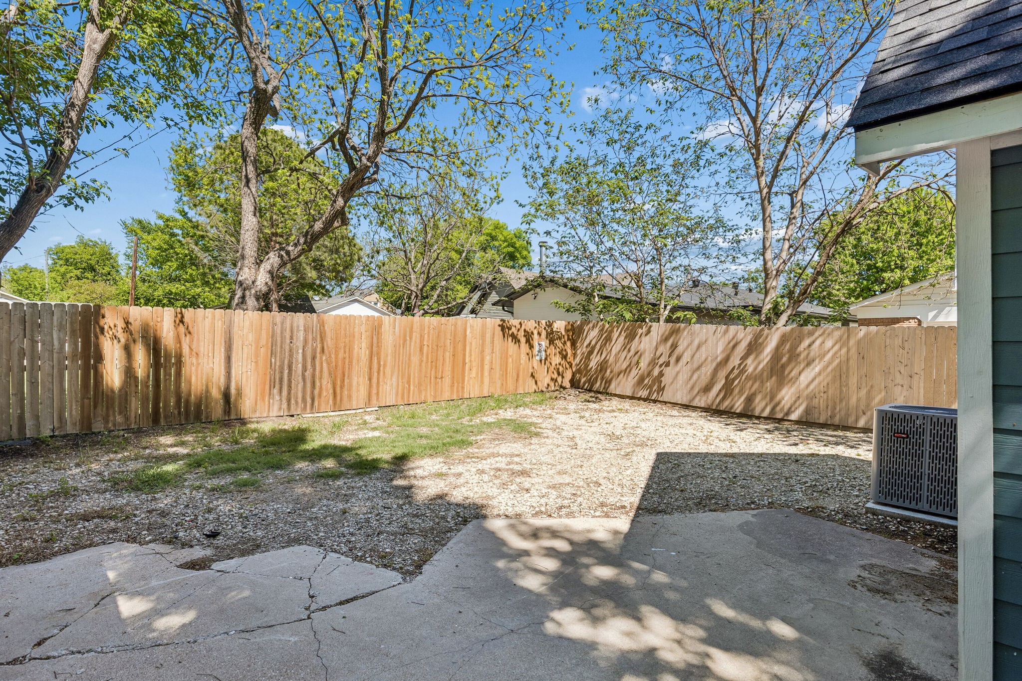 104 W 2nd Street Waxahachie TX 75165