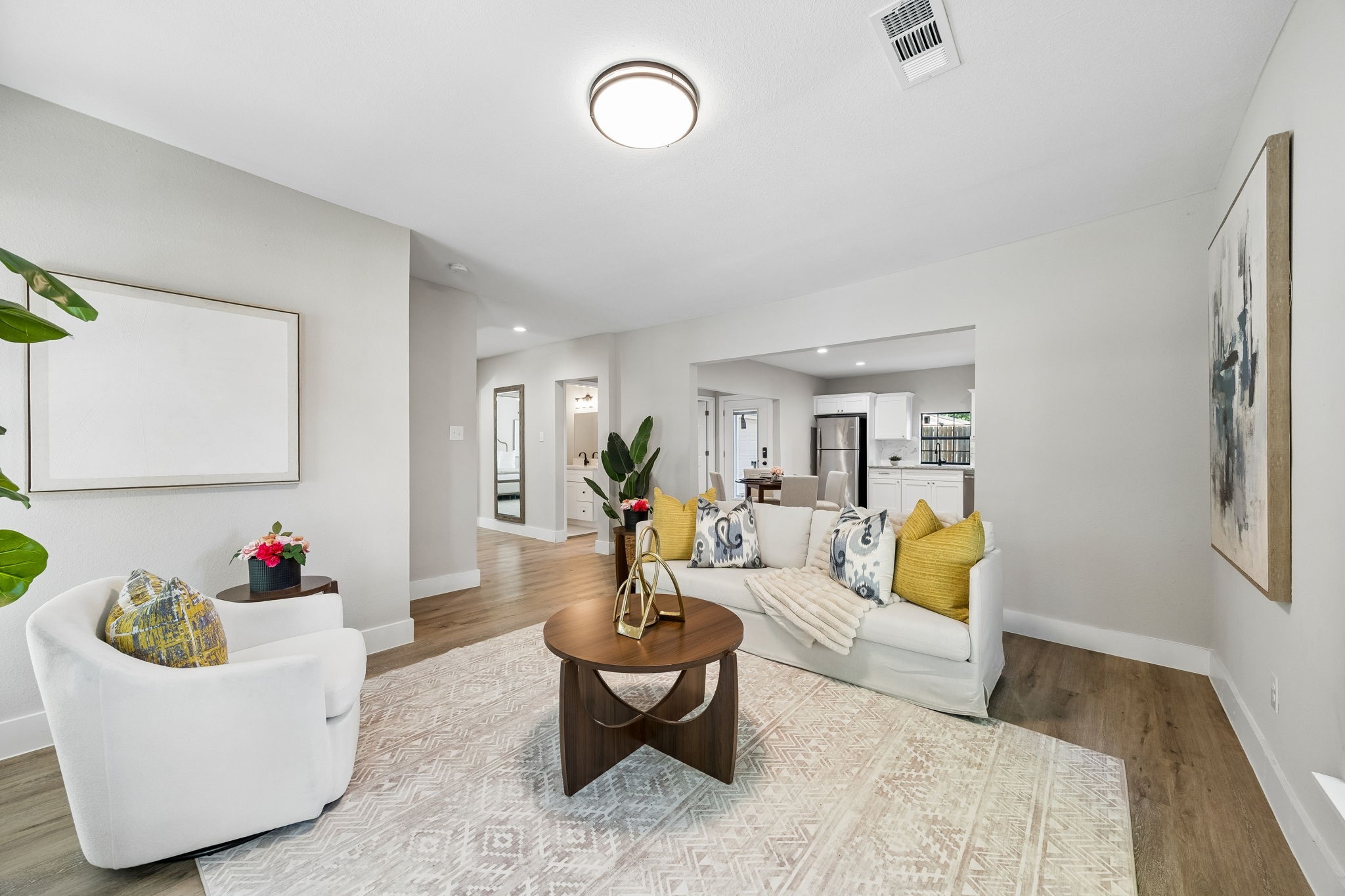 104 W 2nd Street Waxahachie TX 75165