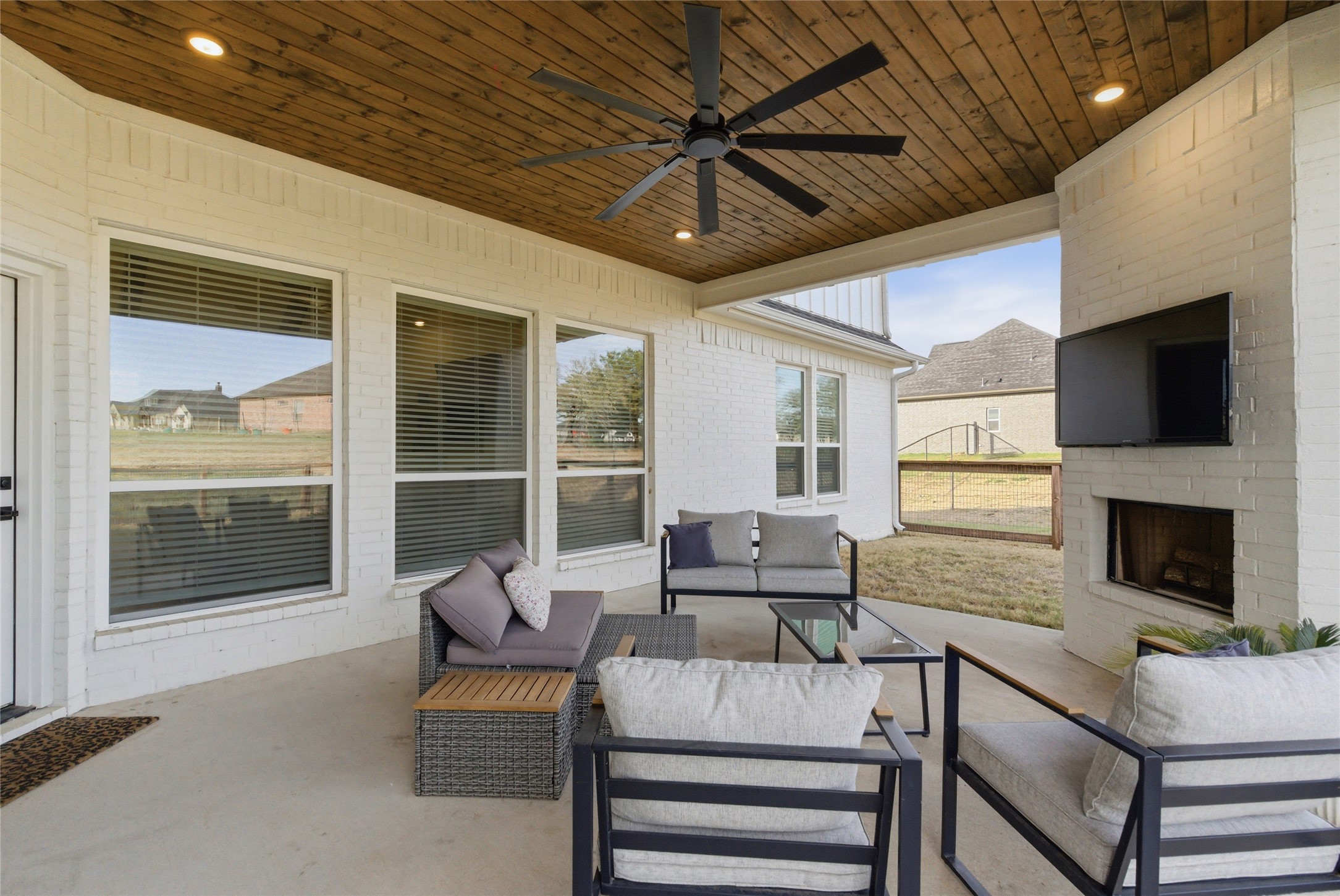 815 Wind River Pass Azle TX 76020