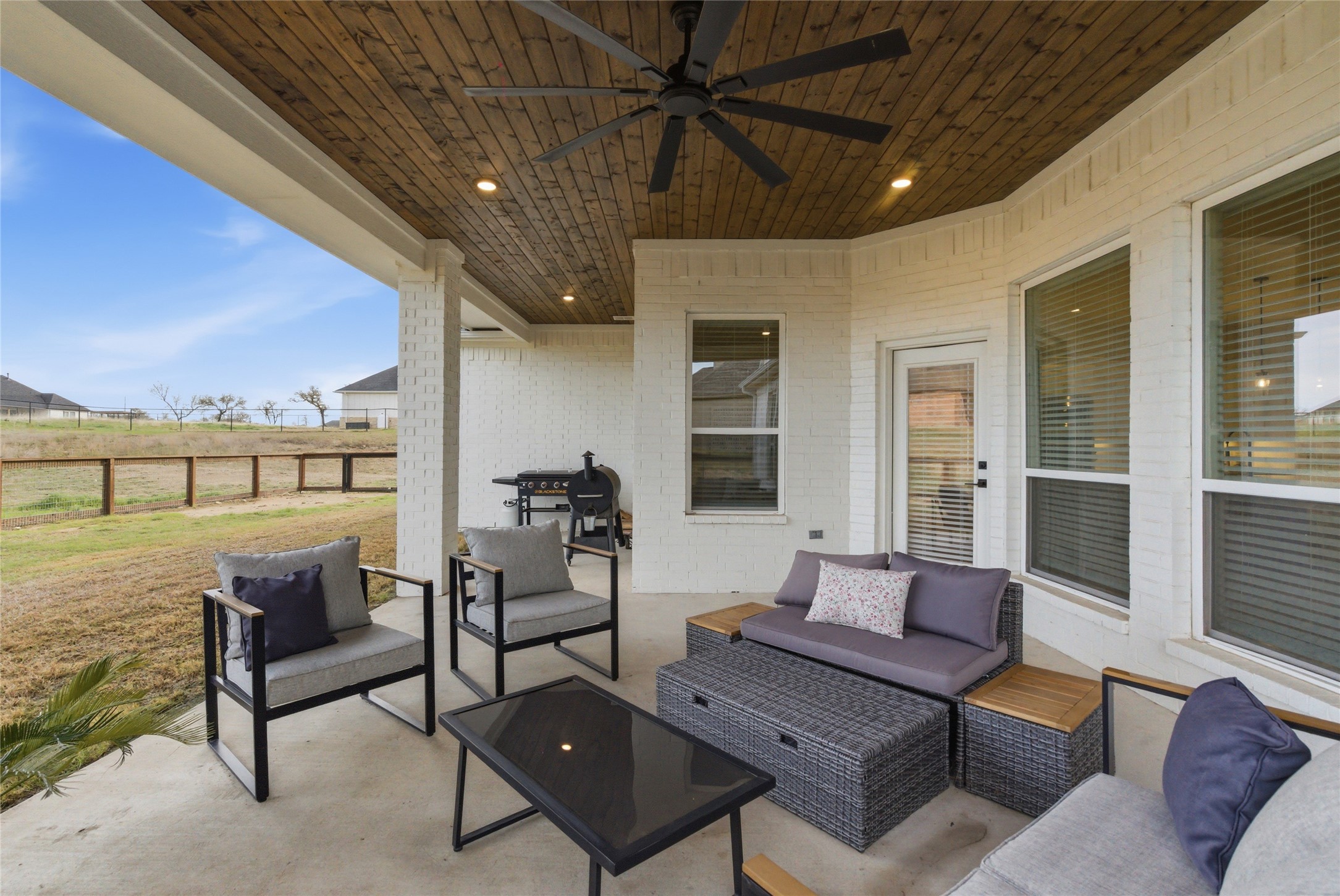 815 Wind River Pass Azle TX 76020
