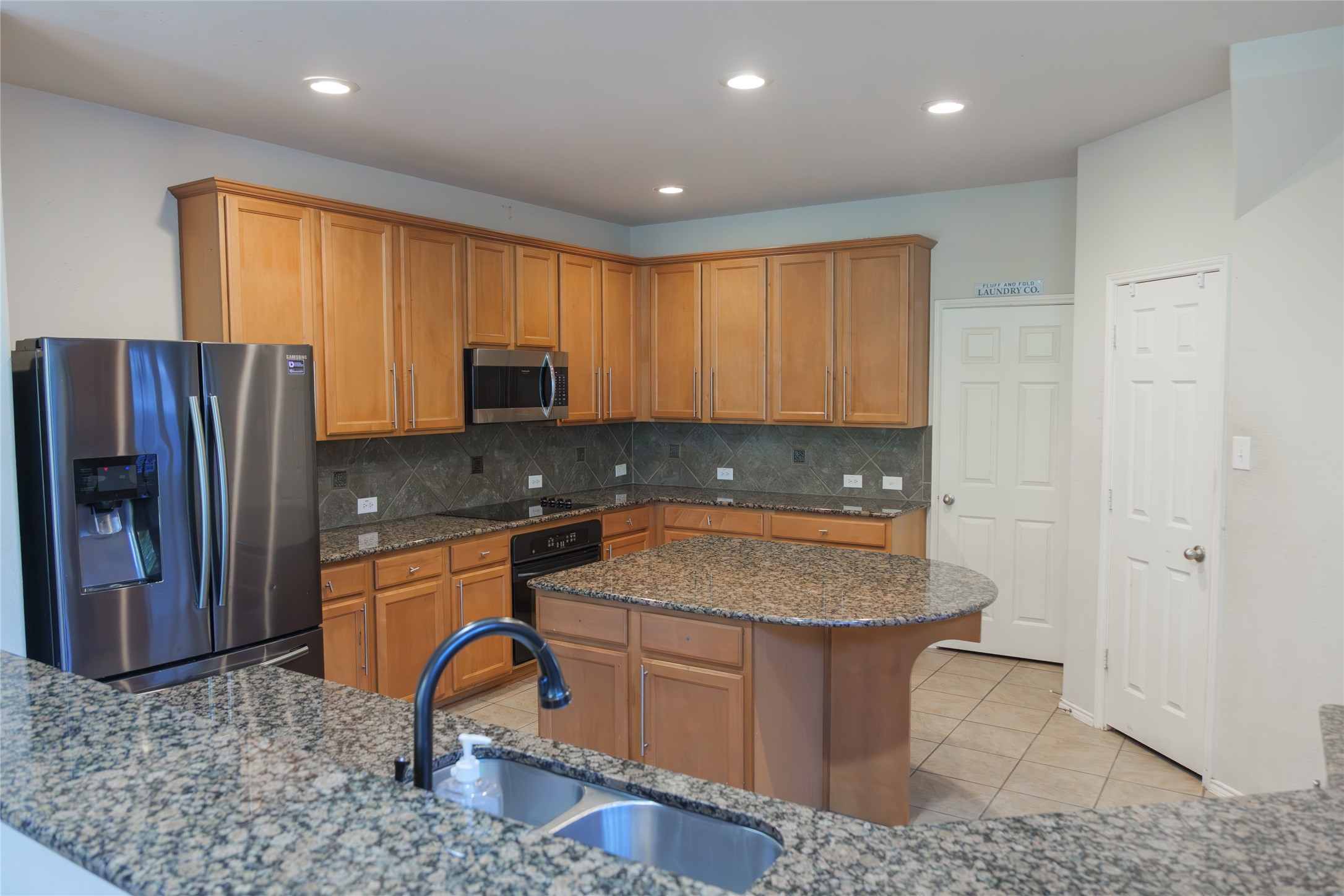 662 Oak Creek Drive Cedar Hill TX 75104