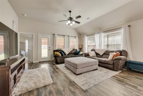 11852 Carlin Drive Fort Worth TX 76108