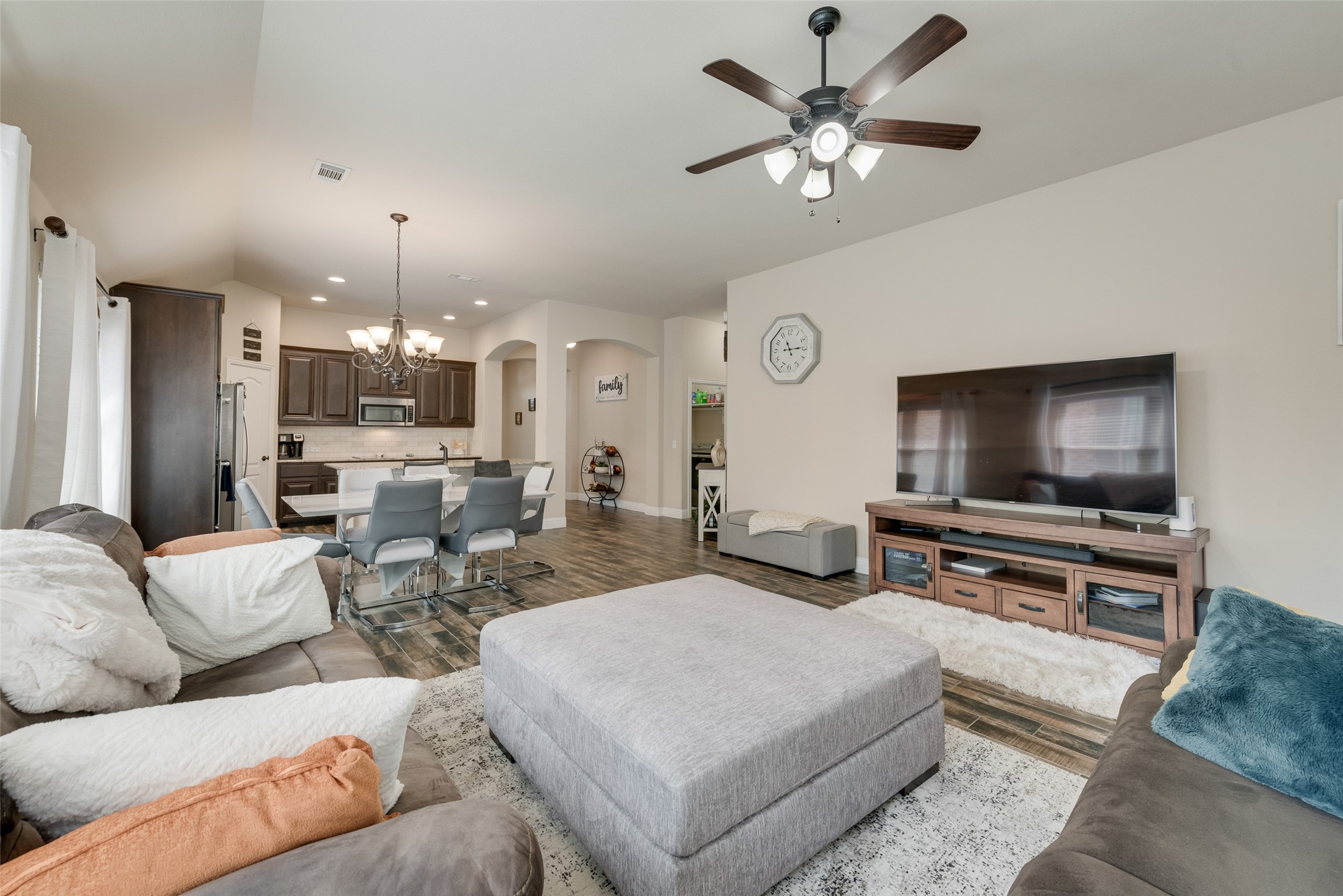 11852 Carlin Drive Fort Worth TX 76108