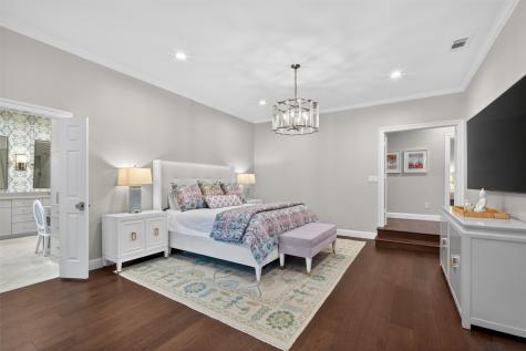6011 Twin Coves Street Dallas TX 75248