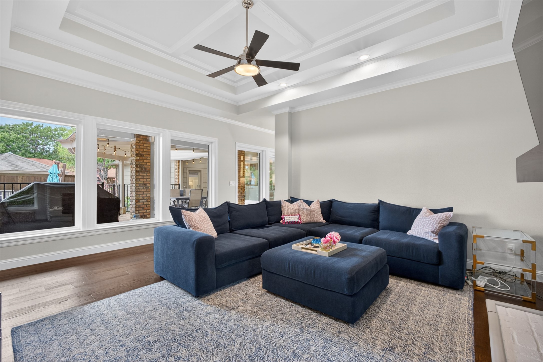 6011 Twin Coves Street Dallas TX 75248