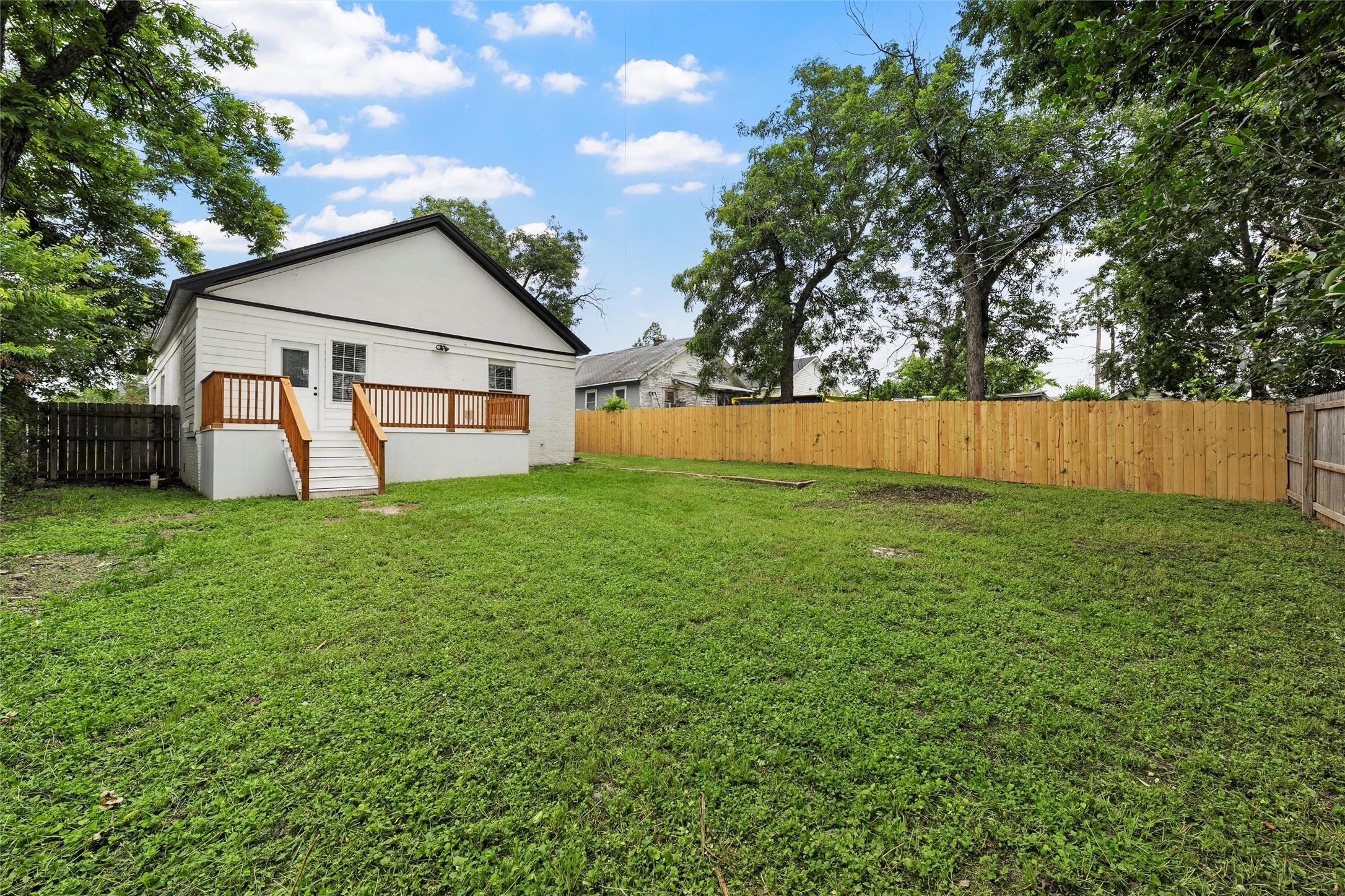 1608 N 17th Street Waco TX 76707