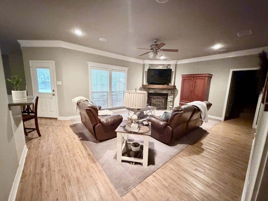 395 Hawkins Robinson TX 76706