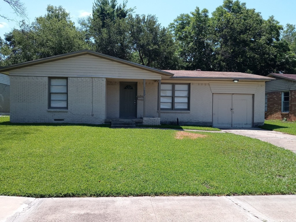 1620 Andrew Street Mesquite TX 75149