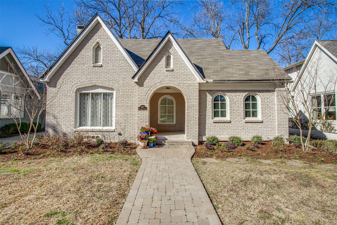 5827 Monticello Avenue Dallas TX 75206