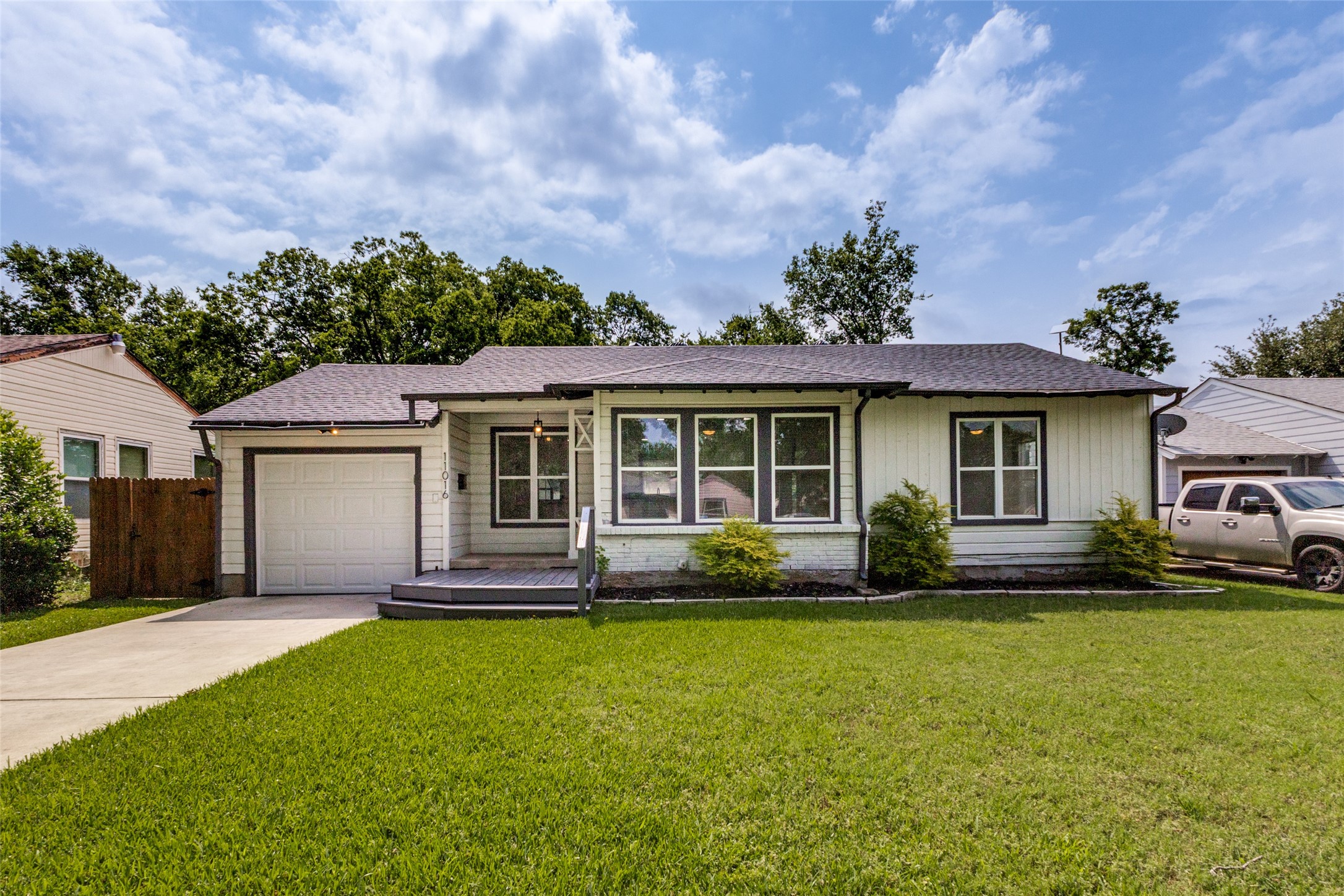 11016 Estacado Drive Dallas TX 75228