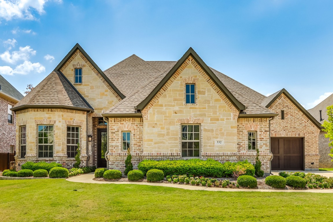 332 Nora Argyle TX 76226