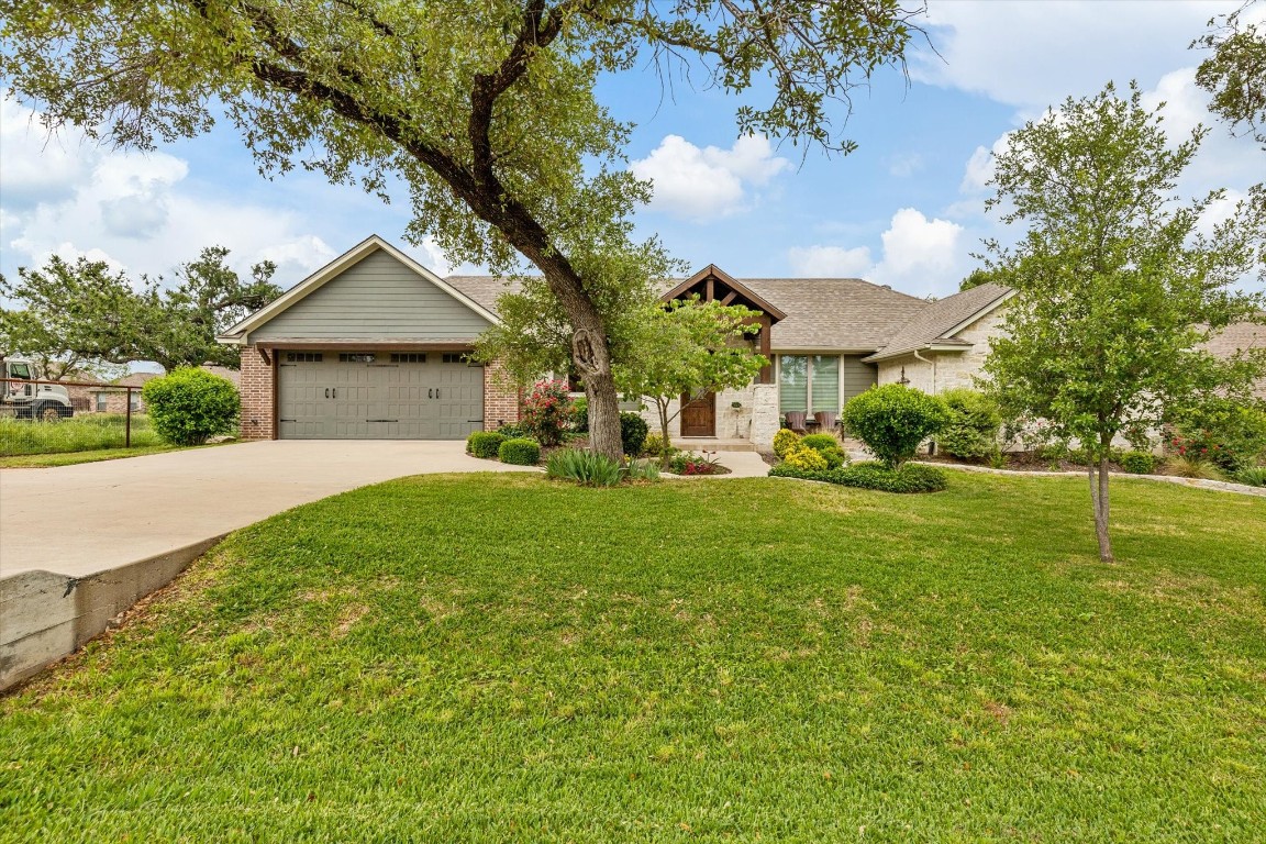 1705 W Limestone Court Granbury TX 76049
