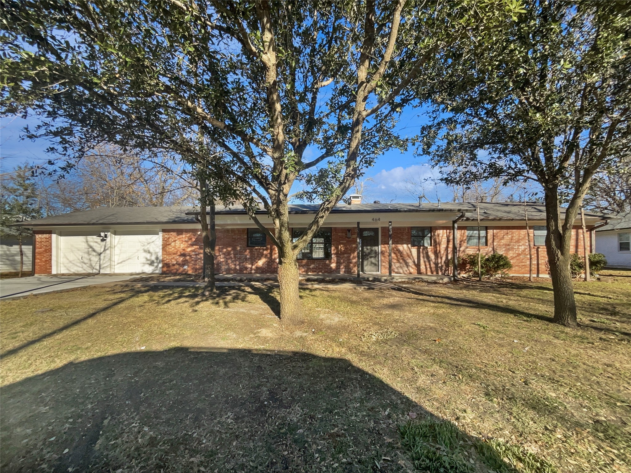 464 W Fulton Street Van Alstyne TX 75495