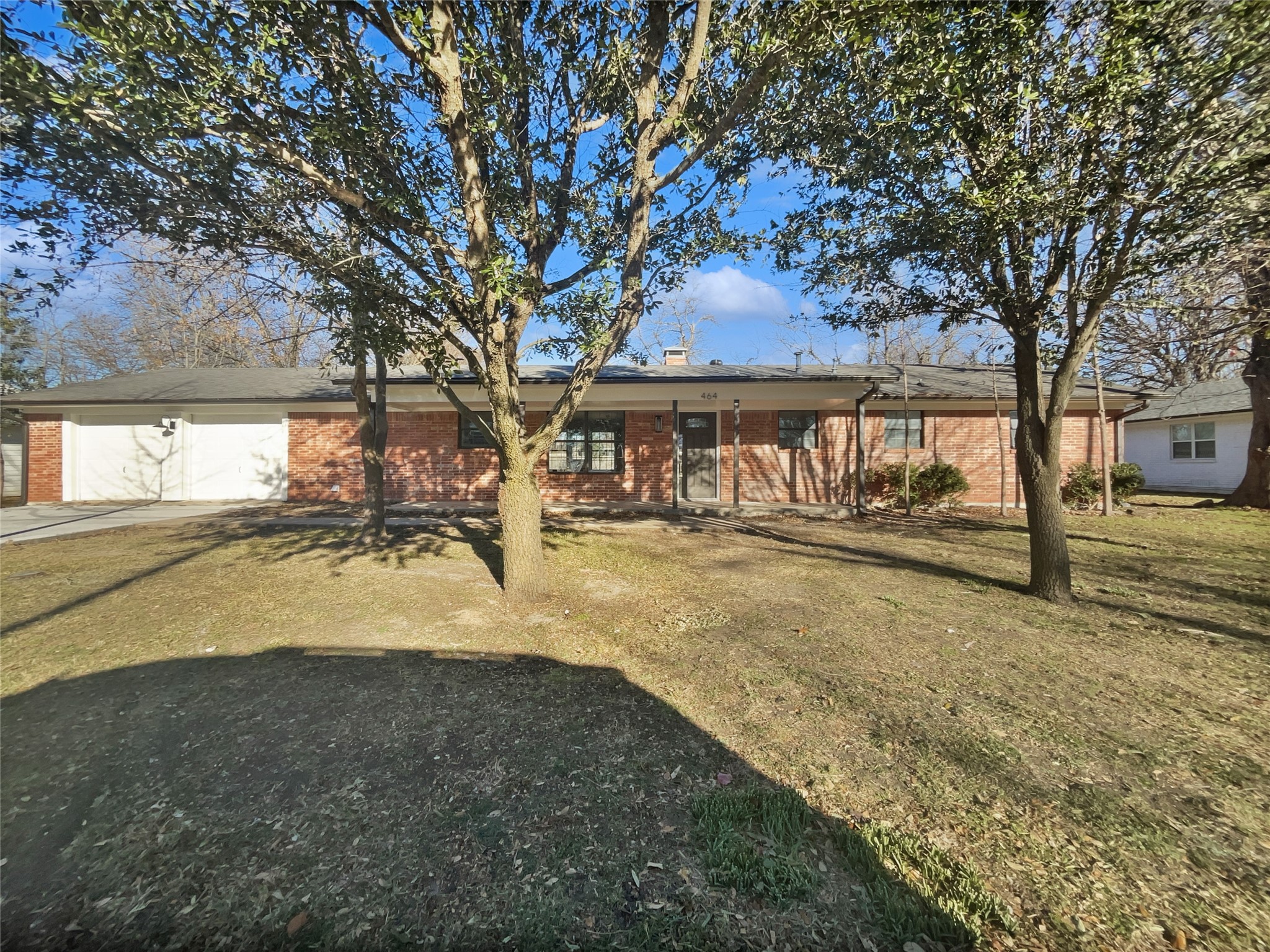 464 W Fulton Street Van Alstyne TX 75495