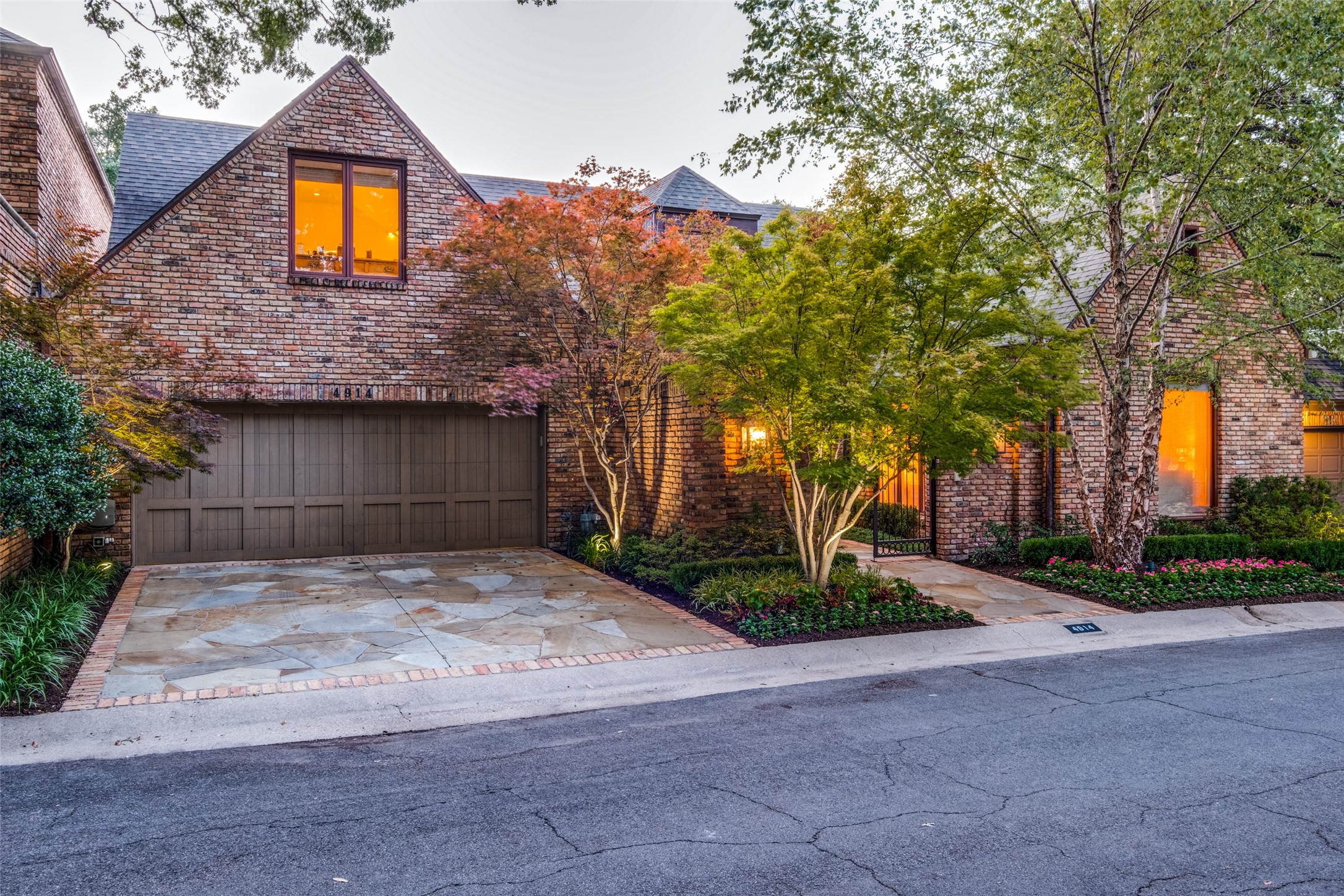 4914 Briarwood Place Dallas TX 75209