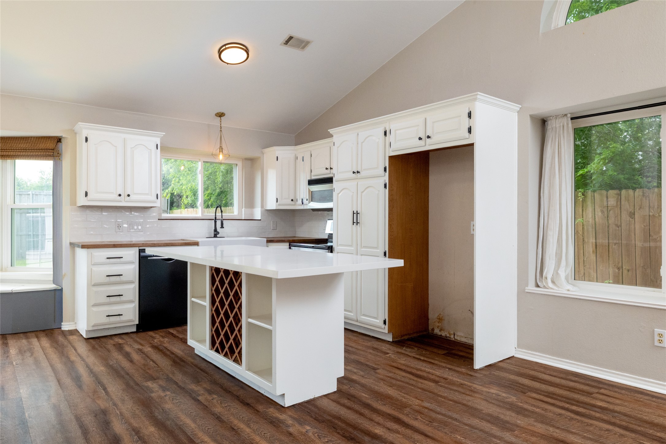7802 Park Lane Rowlett TX 75089