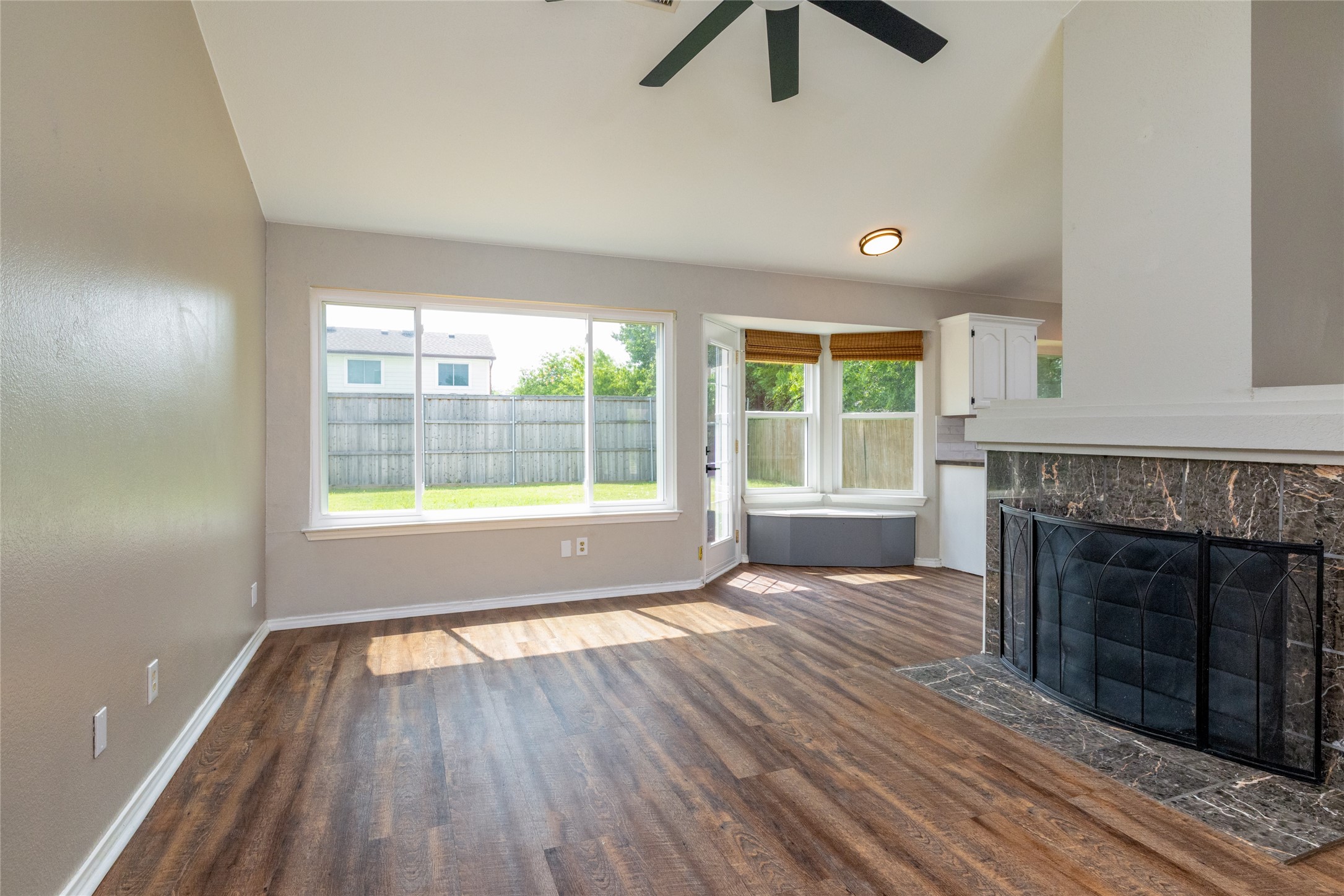 7802 Park Lane Rowlett TX 75089