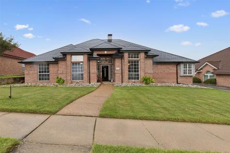 720 Evergreen Drive Hurst TX 76054